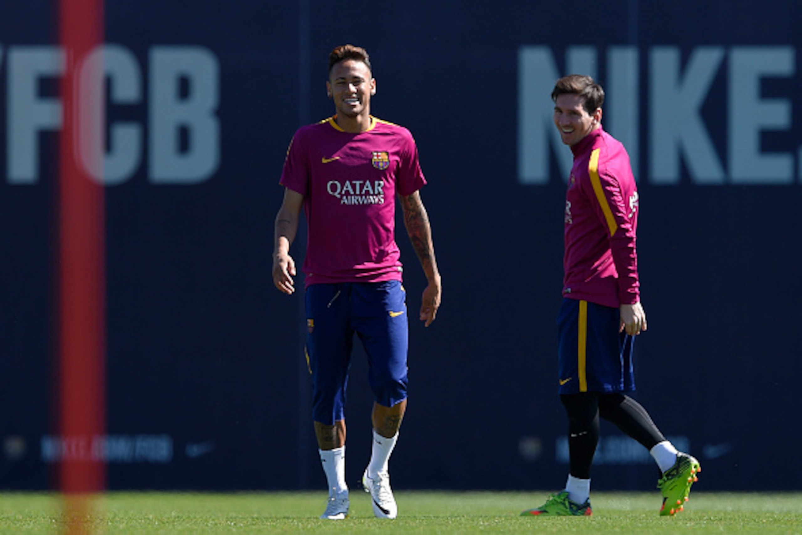 Barcelona's Argentinian forward Lionel Messi (R) and Barcelona's Brazilian forward Neymar (L) take part in a training session at the FC Barcelona Joan Gamper Sports Center in Sant Joan Despi, near Barcelona on April 16, 2015, on the eve of the Spanish Lea