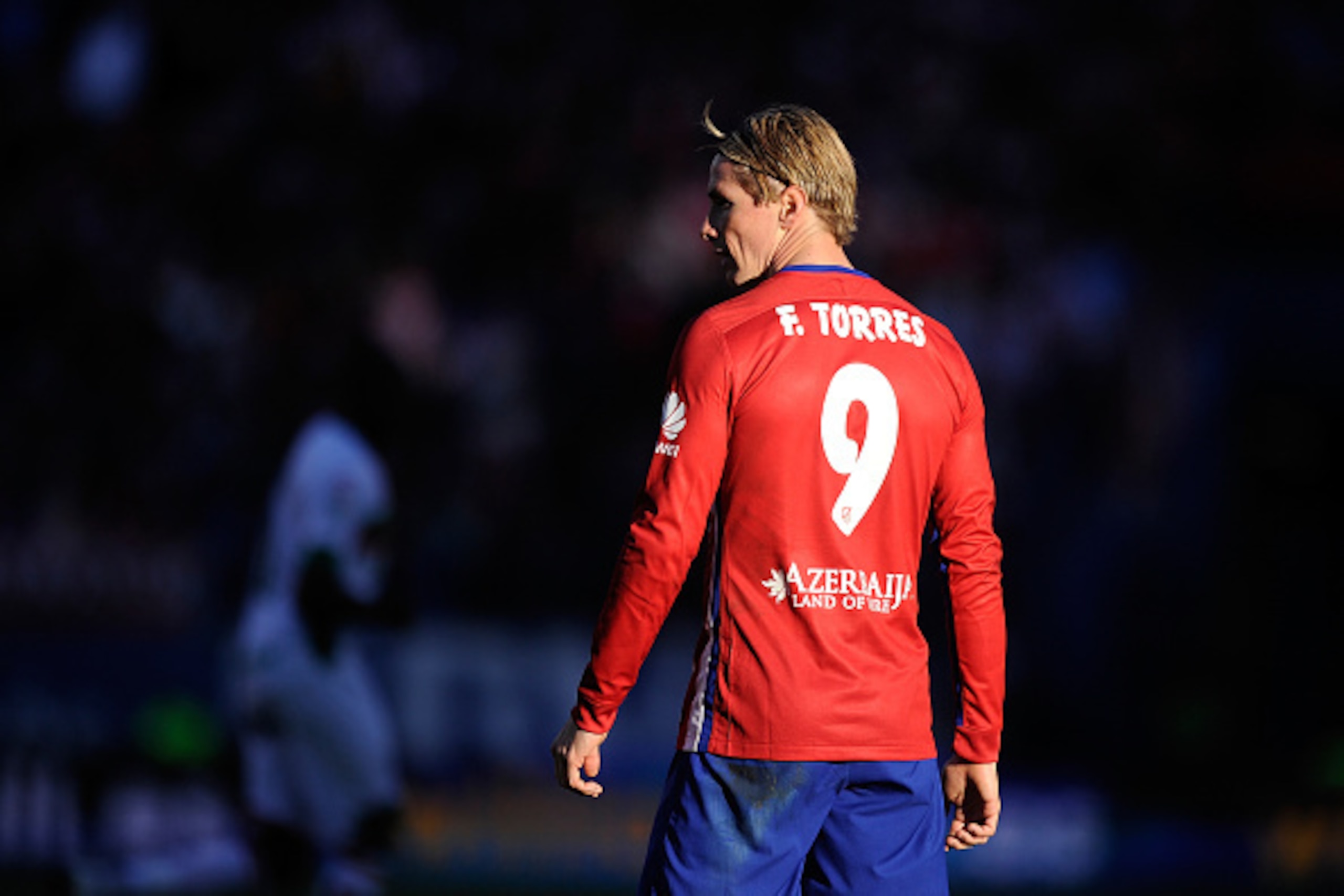 MADRID, SPAIN - APRIL 17:  Fernando Torres of Club Atletico de Madrid looks on during the La Liga match between Club Atletico de Madrid and Granada CF at Vicente Calderon Stadium on April 17, 2016 in Madrid, Spain.  (Photo by Denis Doyle/Getty Images)
