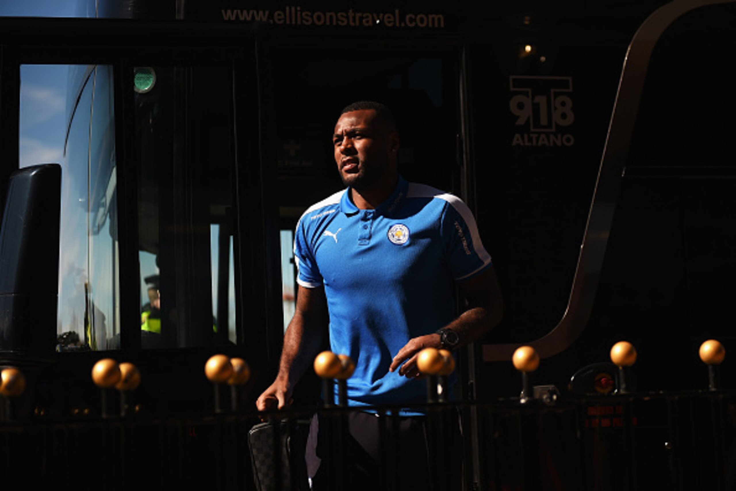 SUNDERLAND, UNITED KINGDOM - APRIL 10:  Wes Morgan of Leicester City arrives prior to the Barclays Premier League match between Sunderland and Leicester City at the Stadium of Light on April 10, 2016 in Sunderland, England.  (Photo by Michael Regan/Getty 
