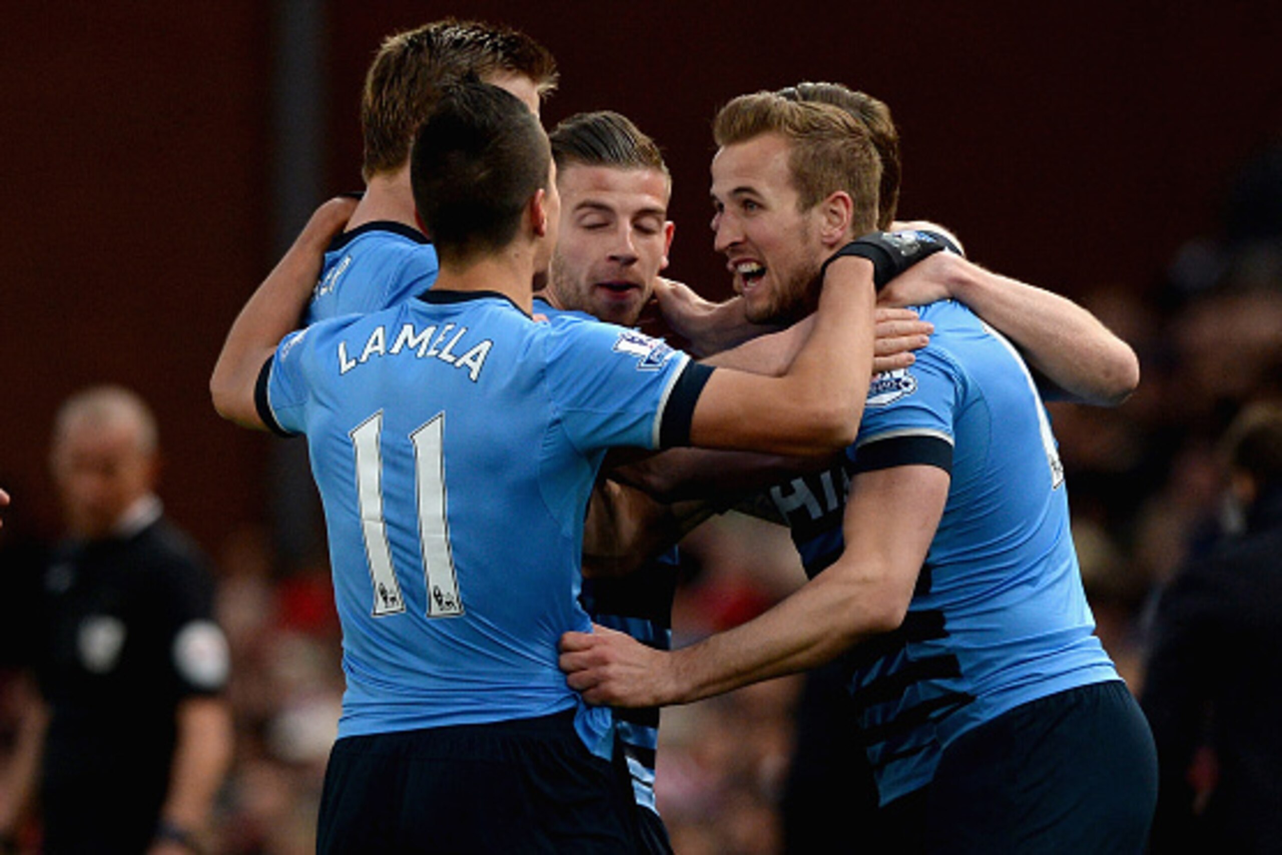 Harry Kane of Tottenham Hotspur (10) celebrates with team mates as he scores their first goal during the Barclays Premier League match between Stoke City and Tottenham Hotspur at the Britannia Stadium on April 18, 2016 in Stoke on Trent, England. Harry Kane of Tottenham Hotspur (10) celebrates with team mates as he scores their first goal during the Barclays Premier League match between Stoke City and Tottenham Hotspur at the Britannia Stadium on April 18, 2016 in Stoke on Trent, England.