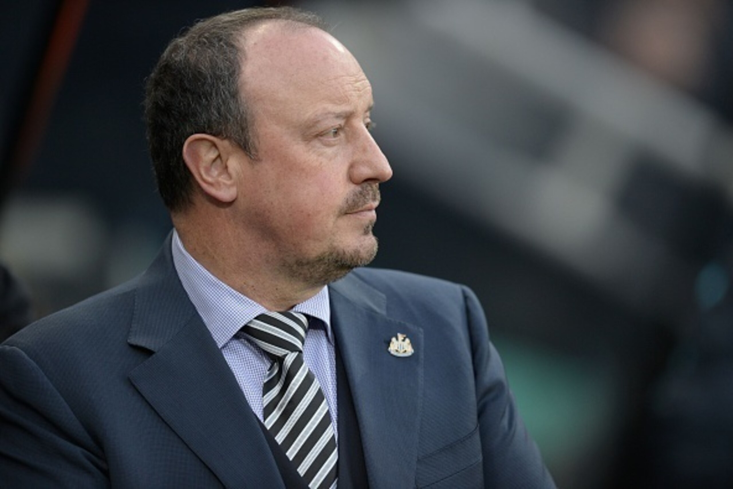 Newcastle United's Spanish manager Rafa Benitez looks on ahead of the English Premier League football match between Newcastle United and Manchester City at St James' Park in Newcastle-upon-Tyne, north east England on April 19, 2016. / AFP / OLI SCARFF    