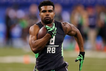 Feb 26, 2016; Indianapolis, IN, USA; Ohio State Buckeyes running back Ezekiel Elliott participates in drills during the 2016 NFL Scouting Combine at Lucas Oil Stadium. Mandatory Credit: Brian Spurlock-USA TODAY Sports