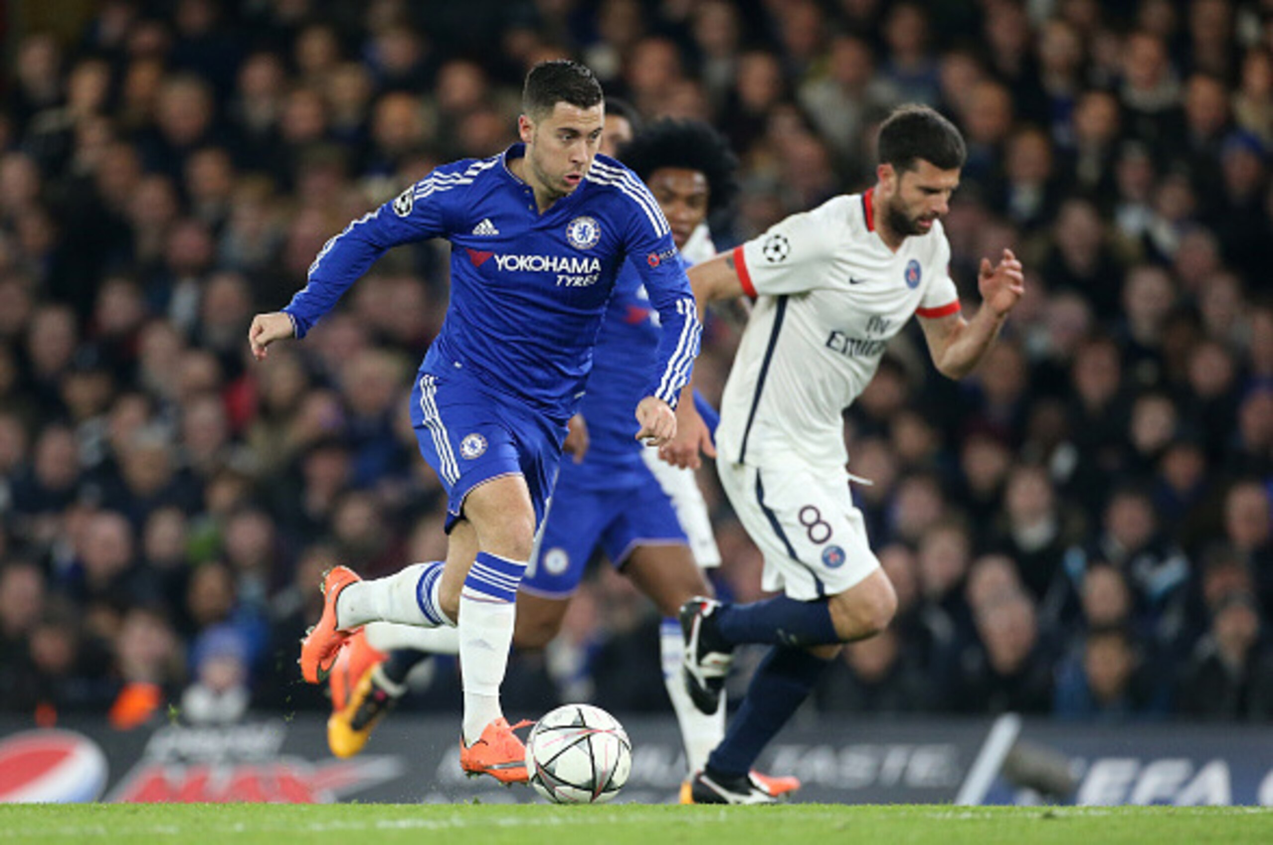 LONDON, ENGLAND - MARCH 9: Eden Hazard of Chelsea in action during the UEFA Champions League round of 16 second leg match between Chelsea FC and Paris Saint-Germain at Stamford Bridge stadium on March 9, 2016 in London, England. (Photo by Jean Catuffe/Get