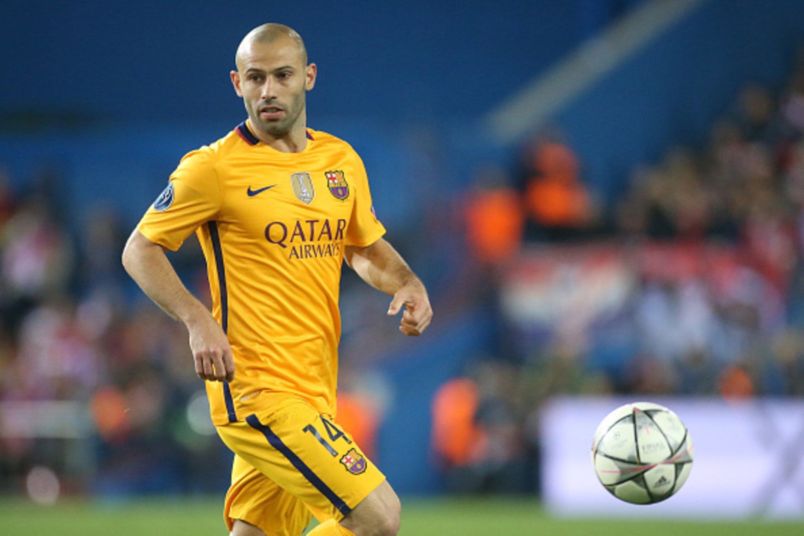 MADRID, SPAIN - APRIL 13: Javier Mascherano of Barcelona in action during the UEFA Champions League quarter final second leg match between Atletico Madrid and FC Barcelona at Vicente Calderon stadium on April 13, 2016 in Madrid, Spain. (Photo by Jean Catu