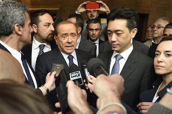 Taechaubol (right) was unable to complete his attempt to buy 48 percent of the club last year.