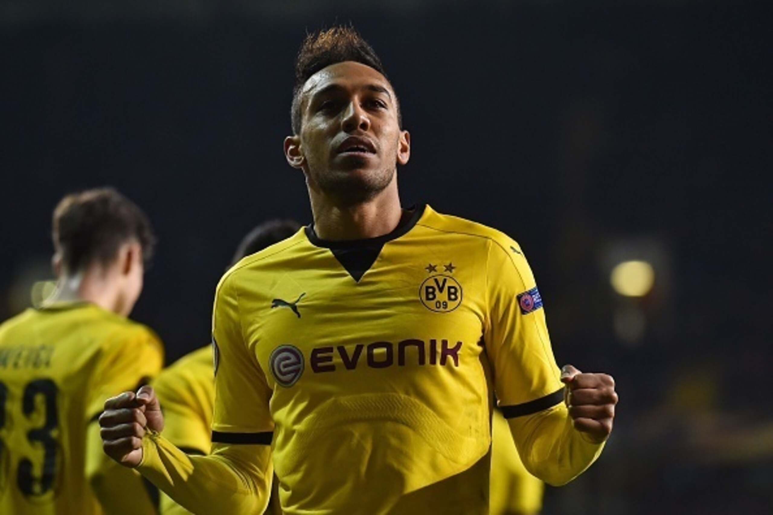 Borussia Dortmund's Gabonese striker Pierre-Emerick Aubameyang celebrates after scoring their second goal during the UEFA Europa League round of 16, second leg football match between Tottenham Hotspur and Borussia Dortmund at White Hart Lane in London on 