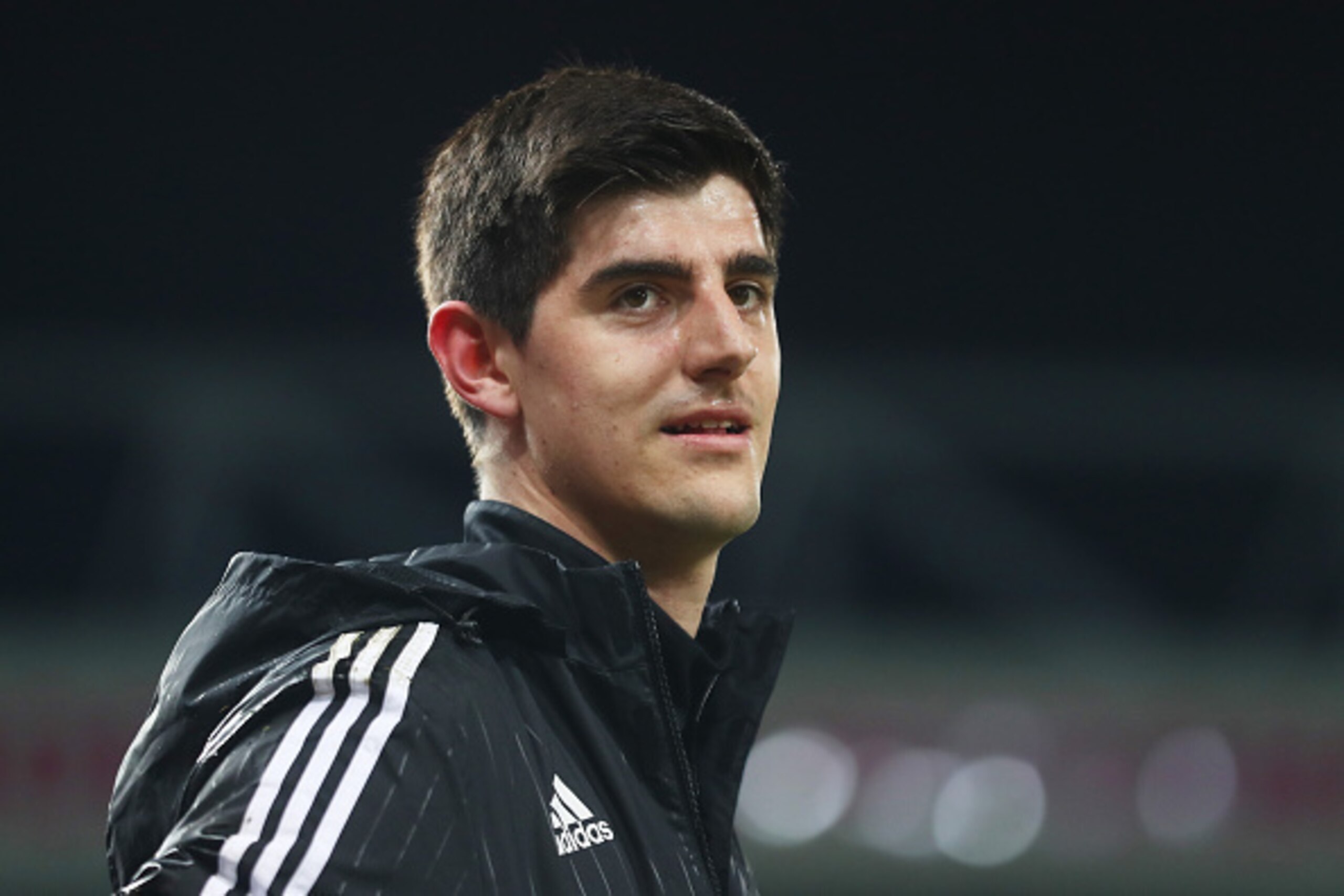 NORWICH, ENGLAND - MARCH 01:  Thibaut Courtois of Chelsea is seen prior to the Barclays Premier League match between Norwich City and Chelsea at Carrow Road on March 1, 2016 in Norwich, England.  (Photo by Julian Finney/Getty Images)