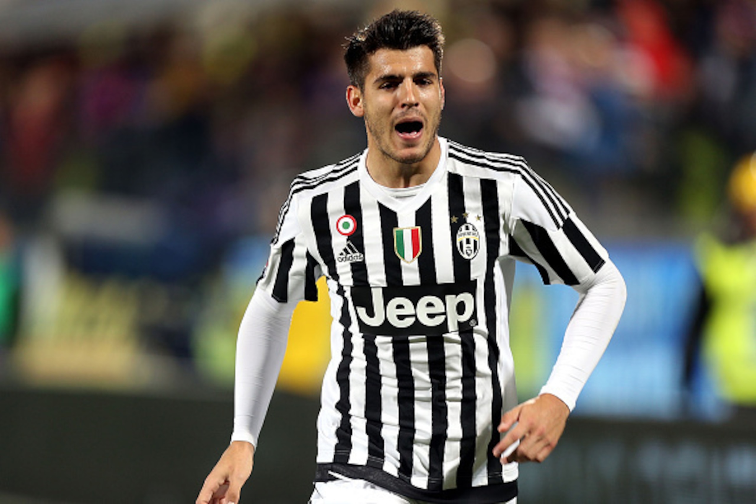 FLORENCE, ITALY - APRIL 24: Alvaro Morata of Juventus FC celebrates after scoring a goal during the Serie A match between ACF Fiorentina and Juventus FC at Stadio Artemio Franchi on April 24, 2016 in Florence, Italy.  (Photo by Gabriele Maltinti/Getty Ima