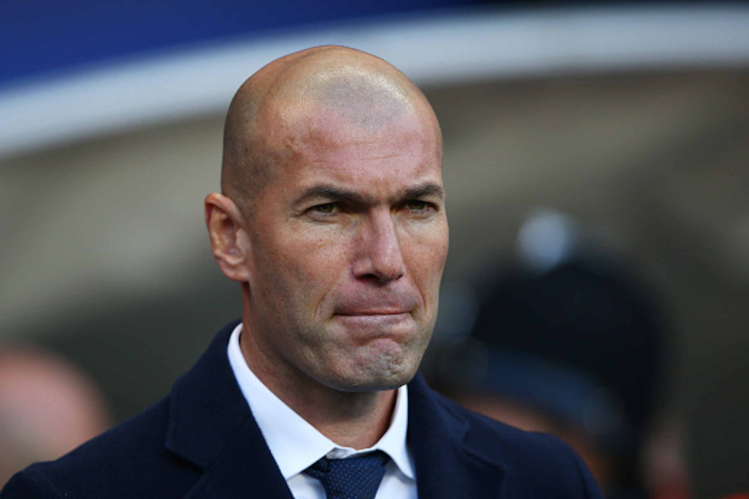 MANCHESTER, ENGLAND - APRIL 26:  Head Coach Zinedine Zidane of Real Madrid CF looks on during the UEFA Champions League Semi Final first leg match between Manchester City FC and Real Madrid at the Etihad Stadium on April 26, 2016 in Manchester, United Kin
