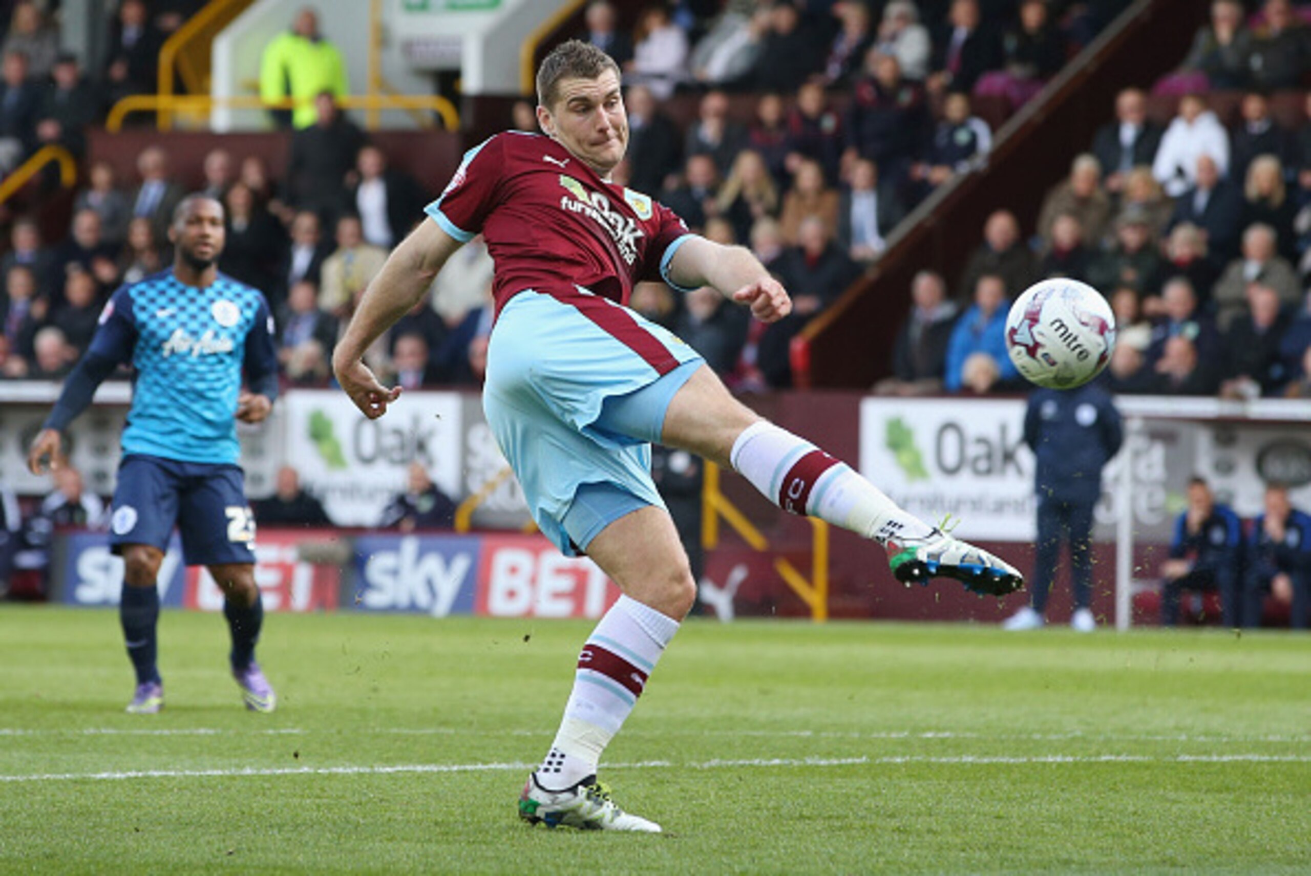BURNLEY, UNITED KINGDOM - MAY 02:  Sam Vokes of Burnley shoots during the Sky Bet Championship match between Burnley and Queens Park Rangers at Turf Moor on May 2, 2016 in Burnley, United Kingdom.  (Photo by Jan Kruger/Getty Images)