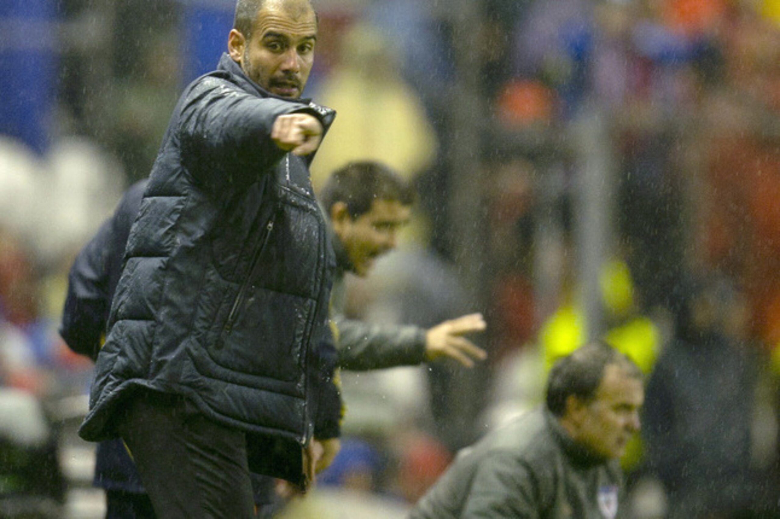 Guardiola faced his old mentor Marcelo Bielsa in his send-off from Barcelona.