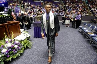 Lillard's experience with his AAU team helped him make the transition from Oakland to the quieter atmosphere he found at Weber State.