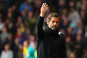 WATFORD, ENGLAND - APRIL 30:  Quique Flores manager of Watford gestures during the Barclays Premier League match between Watford and Aston Villa at Vicarage Road on April 30, 2016 in Watford, England.  (Photo by Richard Heathcote/Getty Images)