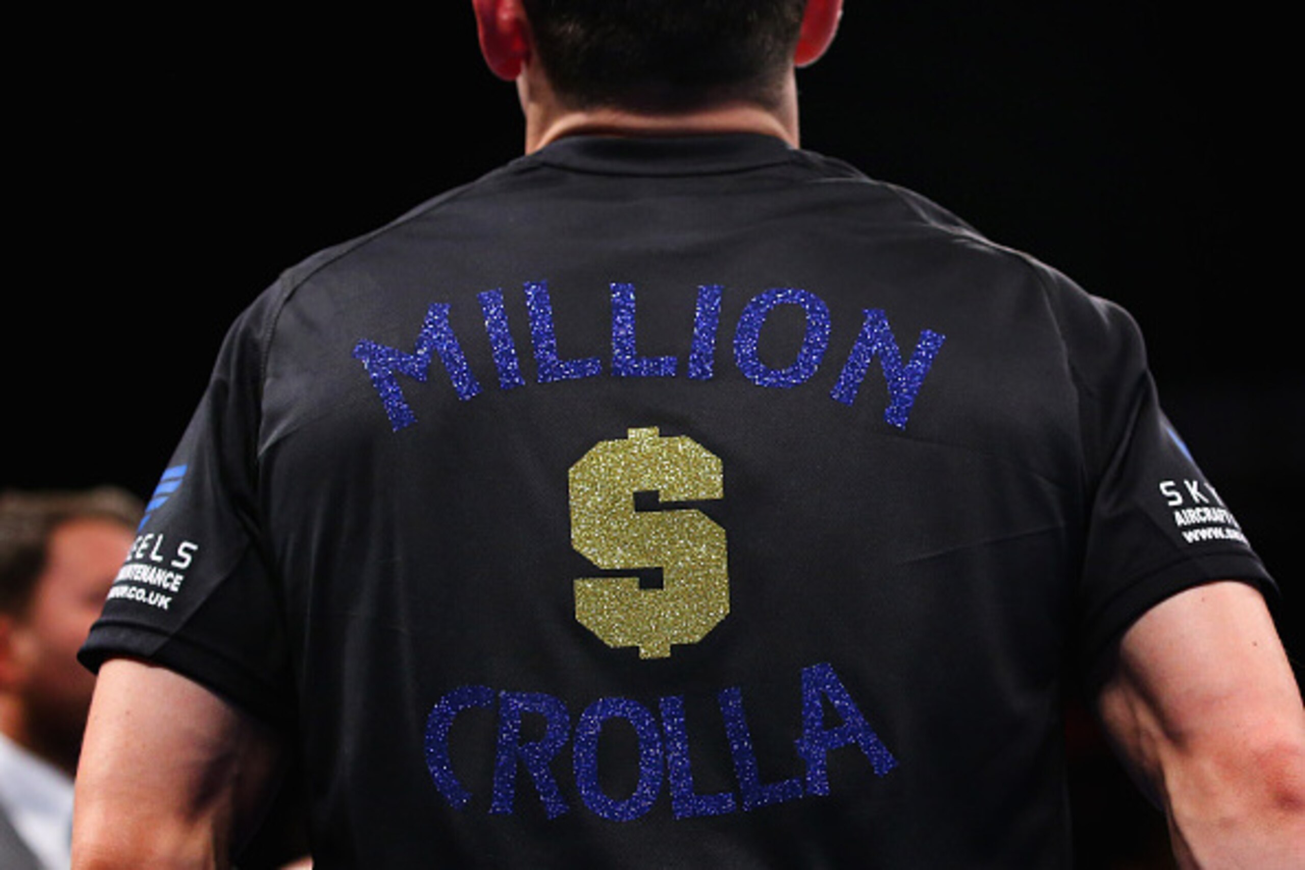 MANCHESTER, ENGLAND - MAY 07: Anthony Crolla enters the ring prior to the WBA World Lightweight Championship fight between Anthony Crolla and Ismael Barroso at Manchester Arena on May 07, 2016 in Manchester, England. (Photo by Alex Livesey/Getty Images) MANCHESTER, ENGLAND - MAY 07: Anthony Crolla enters the ring prior to the WBA World Lightweight Championship fight between Anthony Crolla and Ismael Barroso at Manchester Arena on May 07, 2016 in Manchester, England. (Photo by Alex Livesey/Getty Images)