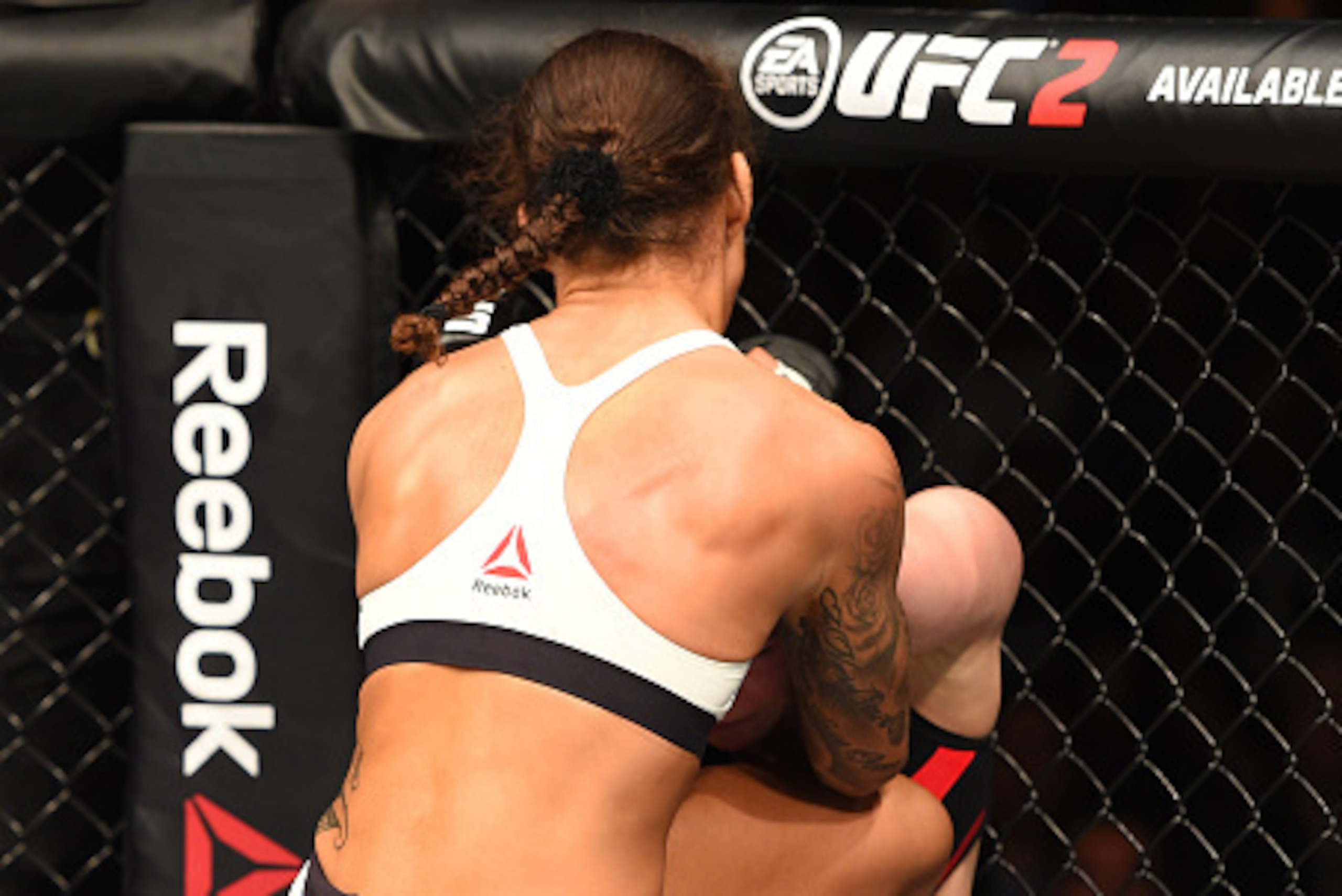 ROTTERDAM, NETHERLANDS - MAY 08:  (L-R) Germaine de Randamie knees Anna Elmose in their women's bantamweight bout during the UFC Fight Night event at Ahoy Rotterdam on May 8, 2016 in Rotterdam, Netherlands. (Photo by Josh Hedges/Zuffa LLC/Zuffa LLC via Ge