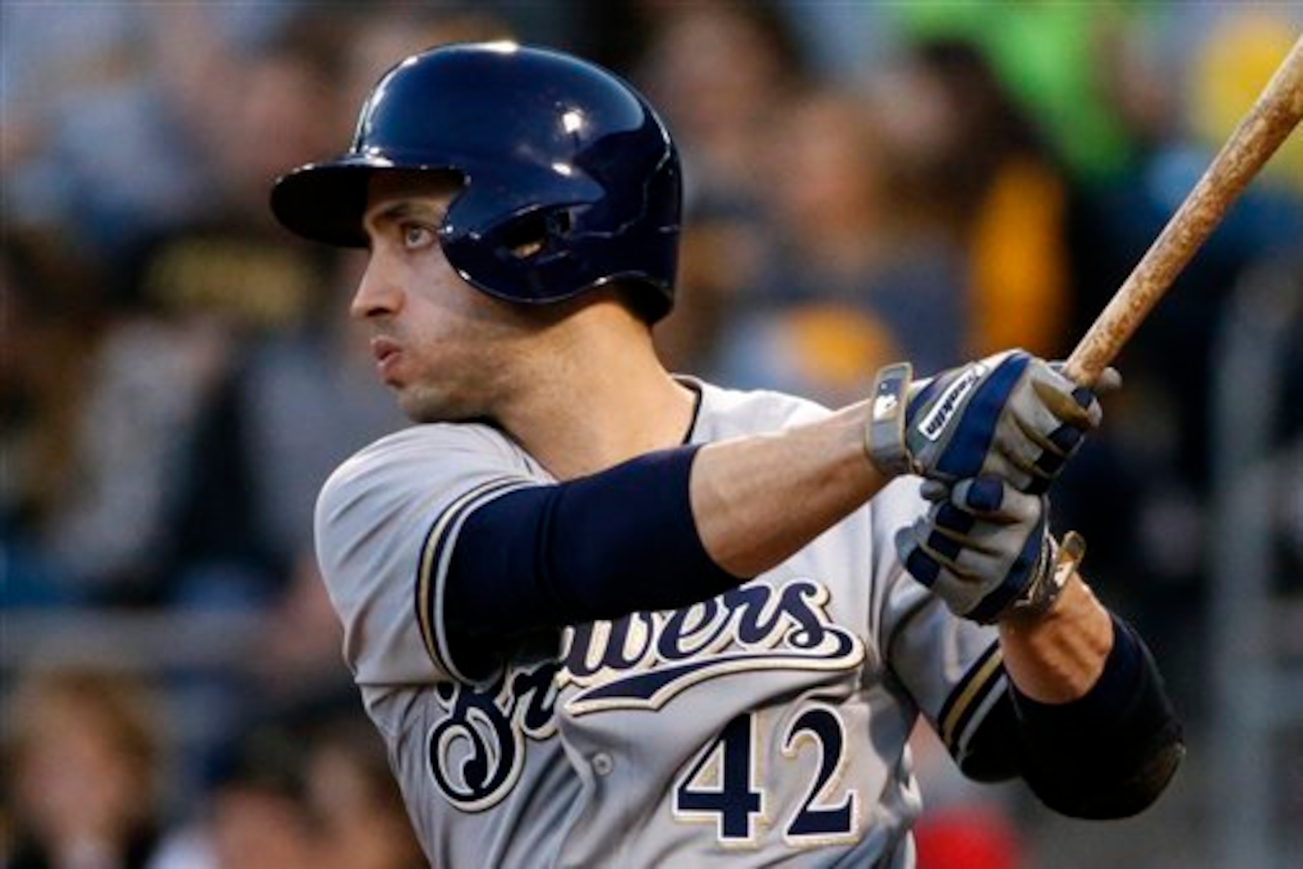 Braun's bat could help an array of contenders, including the Rangers and White Sox.