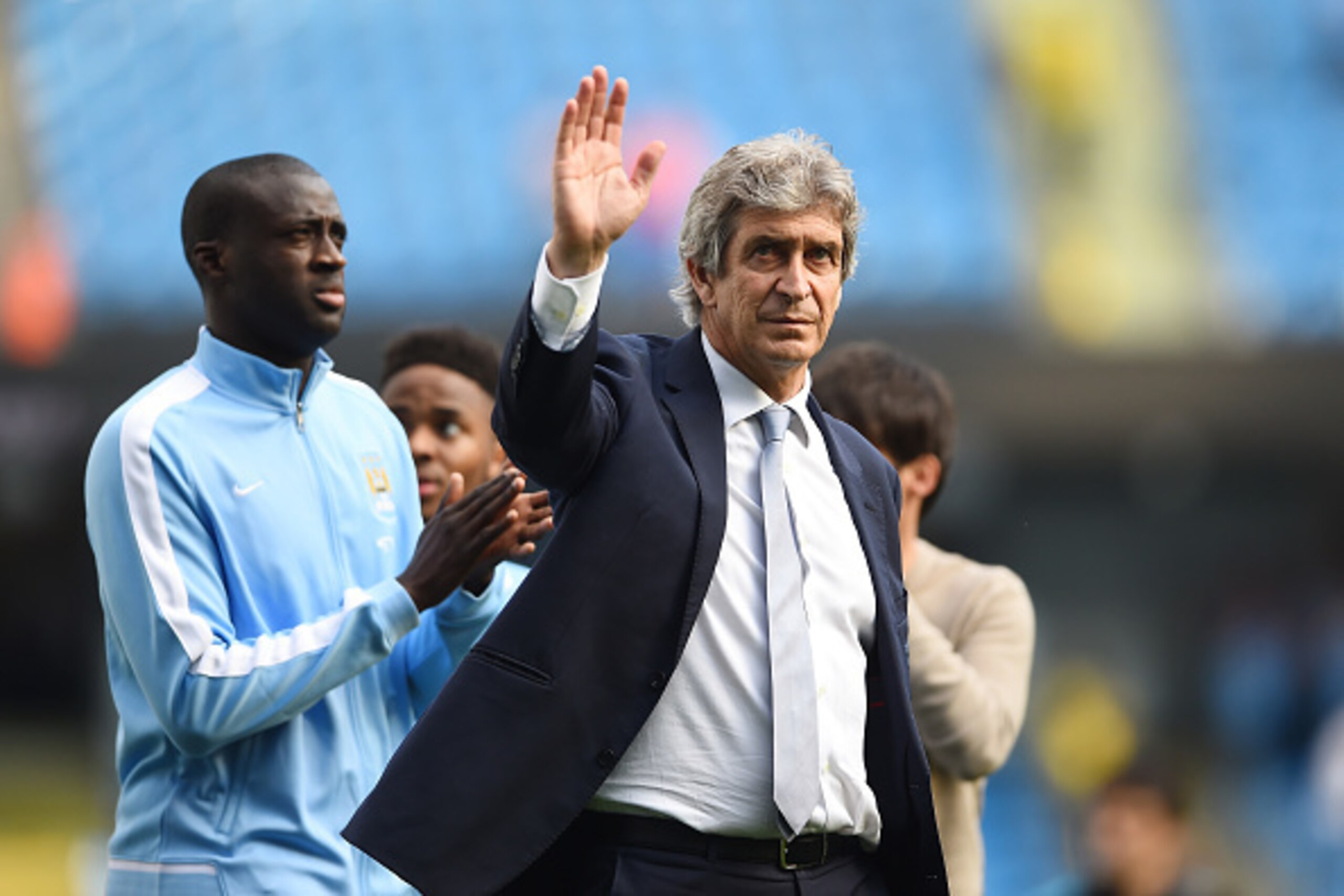 MANCHESTER, ENGLAND - MAY 08: Manuel Pellegrini, Manager of Manchester City acknowledges the fans following the Barclays Premier League match between Manchester City and Arsenal at the Etihad Stadium on May 8, 2016 in Manchester, England. (Photo by Laur MANCHESTER, ENGLAND - MAY 08: Manuel Pellegrini, Manager of Manchester City acknowledges the fans following the Barclays Premier League match between Manchester City and Arsenal at the Etihad Stadium on May 8, 2016 in Manchester, England. (Photo by Laur