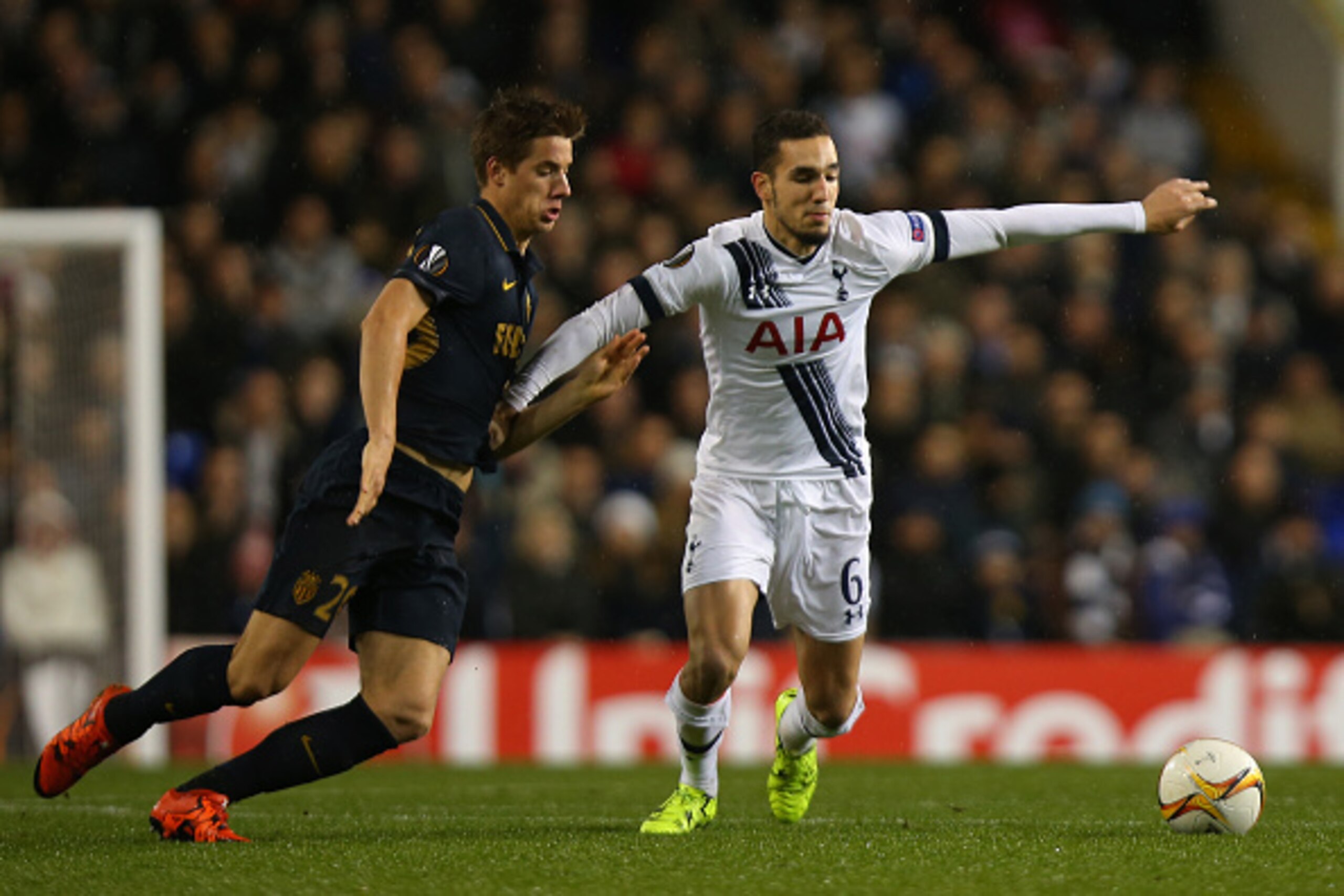 LONDON, ENGLAND - DECEMBER 10:  Nabil Bentaleb of Spurs is pursued by Mario Pasalic of Monaco during the UEFA Europa League Group J match between Tottenham Hotspur and AS Monaco at White Hart Lane on December 10, 2015 in London, United Kingdom.  (Photo by