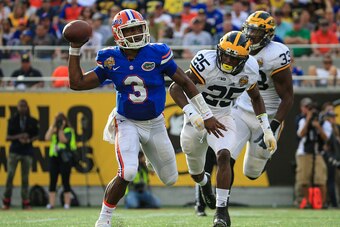 ORLANDO, FL - JANUARY 01: Treon Harris #3 of the Florida Gators in action during the Buffalo Wild Wings Citrus Bowl game against the Michigan Wolverines at the Orlando Citrus Bowl on January 1, 2016 in Orlando, Florida.  (Photo by Rob Foldy/Getty Images)