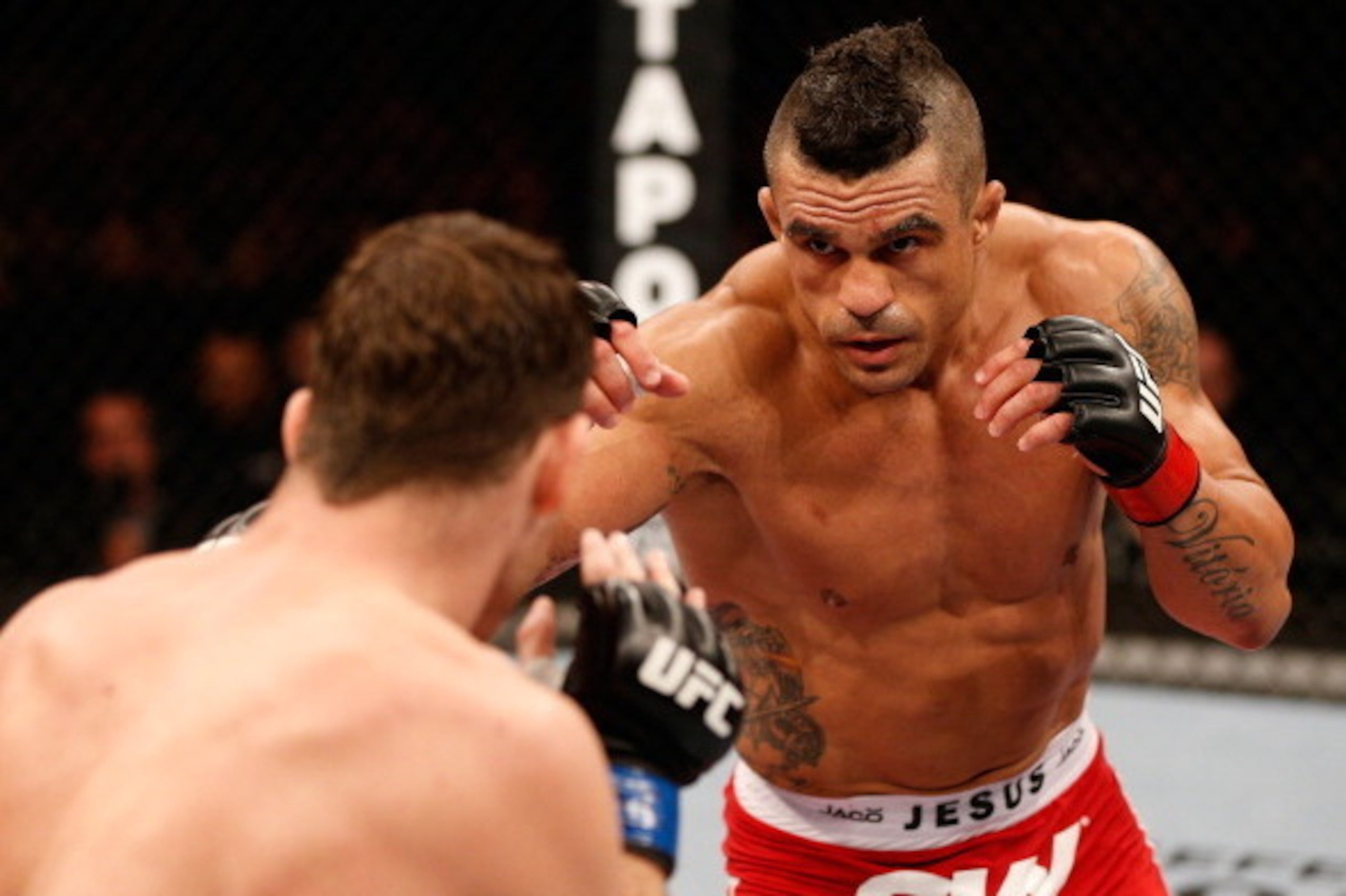 SAO PAULO, BRAZIL - JANUARY 19:  (R-L) Vitor Belfort squares off with Michael Bisping in their middleweight fight at the UFC on FX event on January 19, 2013 at Ibirapuera Gymnasium in Sao Paulo, Brazil. (Photo by Josh Hedges/Zuffa LLC/Zuffa LLC via Getty 
