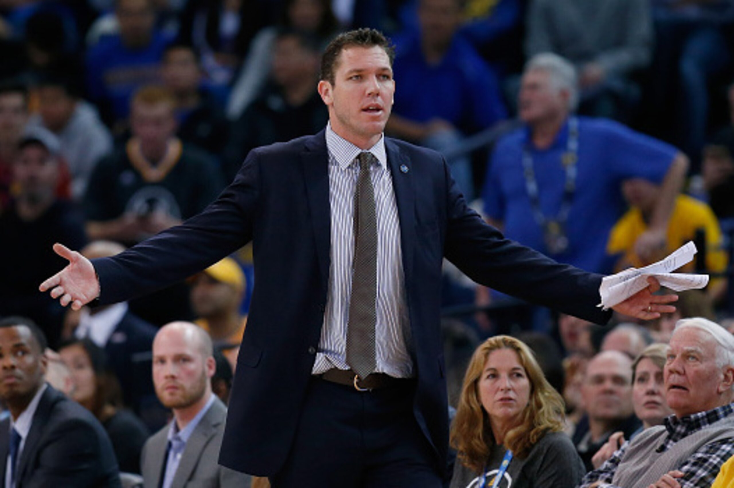 OAKLAND, CA - DECEMBER 18:  Interim head coach Luke Walton of the Golden State Warriors questions a call during their game against the Milwaukee Bucks at ORACLE Arena on December 18, 2015 in Oakland, California. NOTE TO USER: User expressly acknowledges a