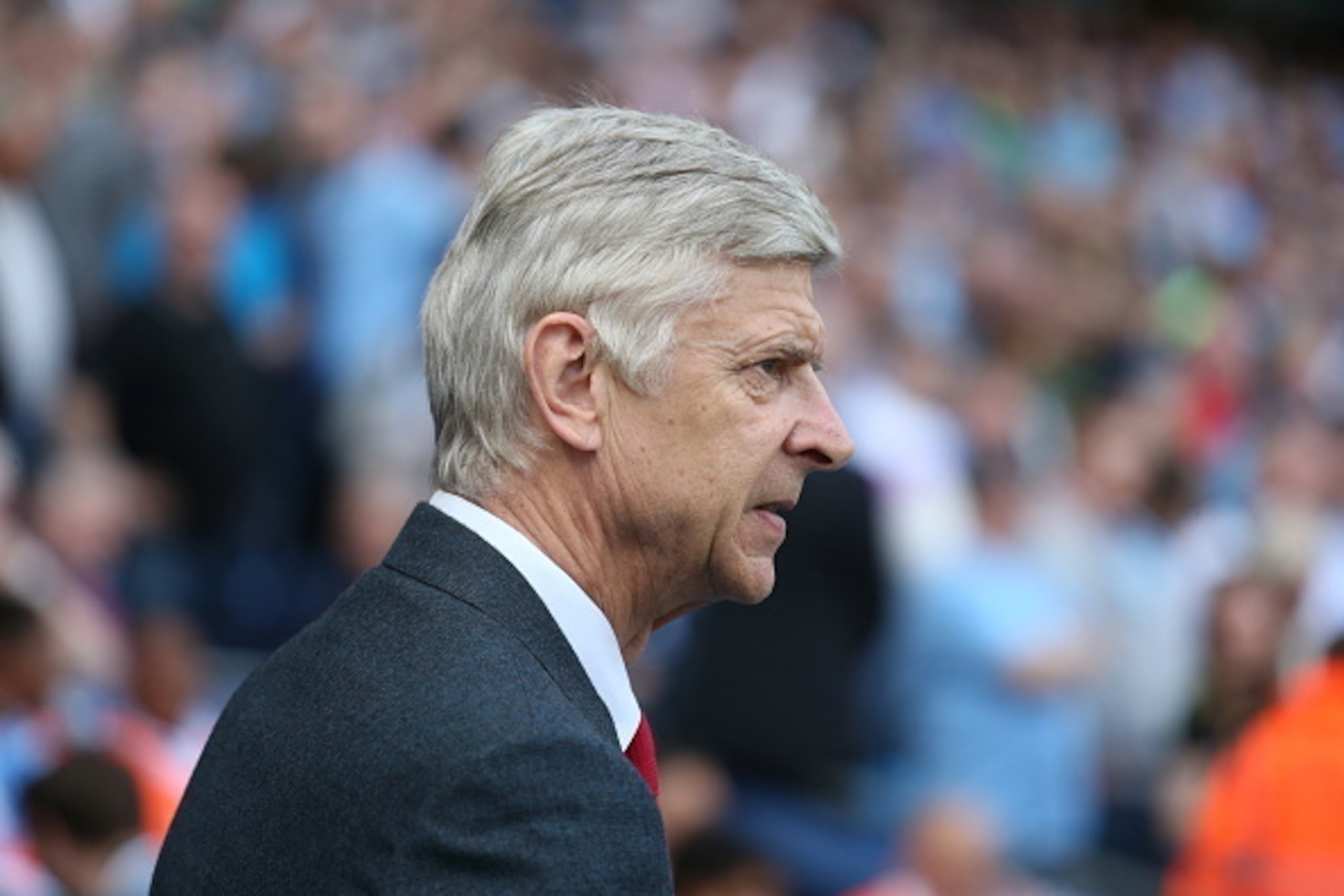 MANCHESTER, ENGLAND - MAY 08:  Arsene Wenger manager / head coach of Arsenal during the Barclays Premier League match between Manchester City and Arsenal at the Ethiad Stadium on May 1, 2016 in Manchester, United Kingdom. (Photo by Matthew Ashton - AMA/Ge