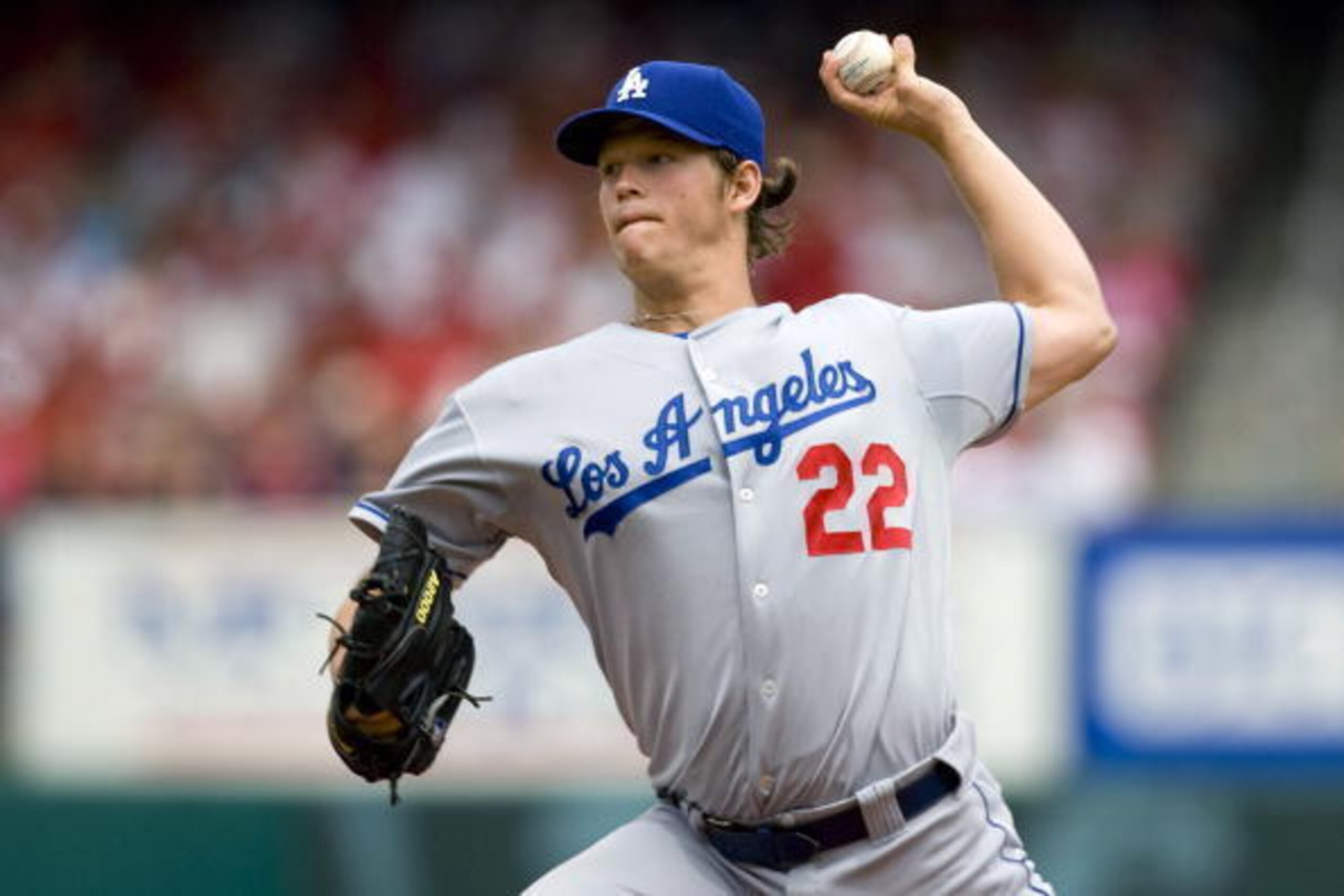 ST. LOUIS, MO - AUGUST 7: Starting pitcher Clayton Kershaw #22 of the Los Angeles Dodgers throws against the St. Louis Cardinals at Busch Stadium August 7, 2008 in St. Louis, Missouri. The Dodgers beat the Cardinals 4-1.  (Photo by Dilip Vishwanat/Getty I