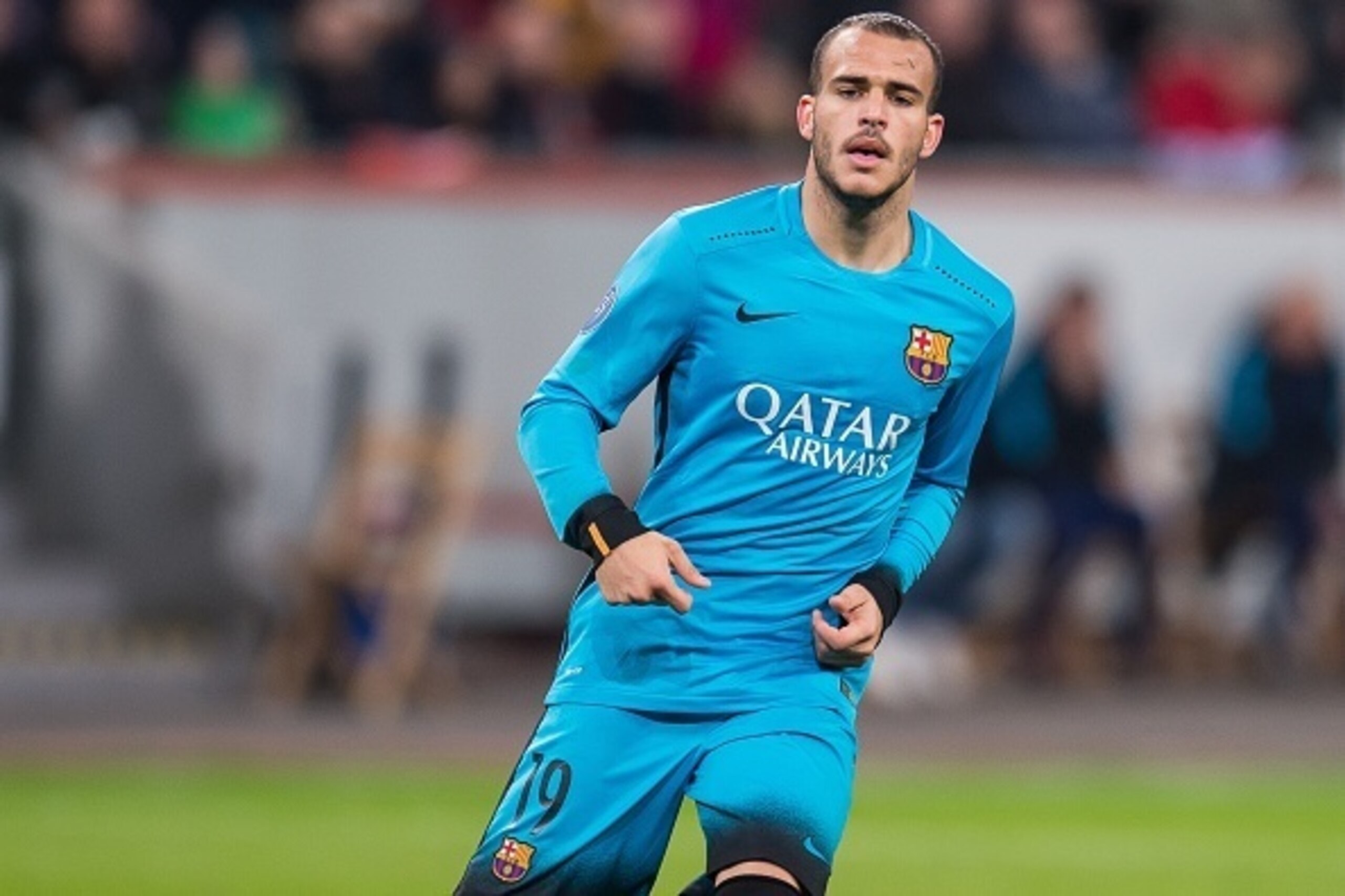 Sandro Ramirez of FC Barcelona during the UEFA Champions League match between Bayer 04 Leverkusen and FC Barcelona on December 9, 2015 at the BayArena in Leverkusen, Germany.(Photo by VI Images via Getty Images) Sandro Ramirez of FC Barcelona during the UEFA Champions League match between Bayer 04 Leverkusen and FC Barcelona on December 9, 2015 at the BayArena in Leverkusen, Germany.(Photo by VI Images via Getty Images)
