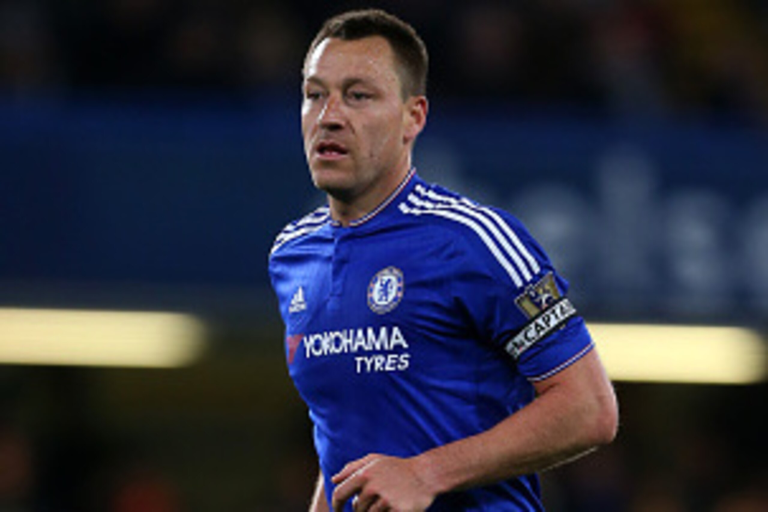 LONDON, ENGLAND - MAY 02 :  John Terry of Chelsea during the Barclays Premier League match between Chelsea and Tottenham Hotspur at Stamford Bridge on May 2, 2016 in London, England.  (Photo by Catherine Ivill - AMA/Getty Images)