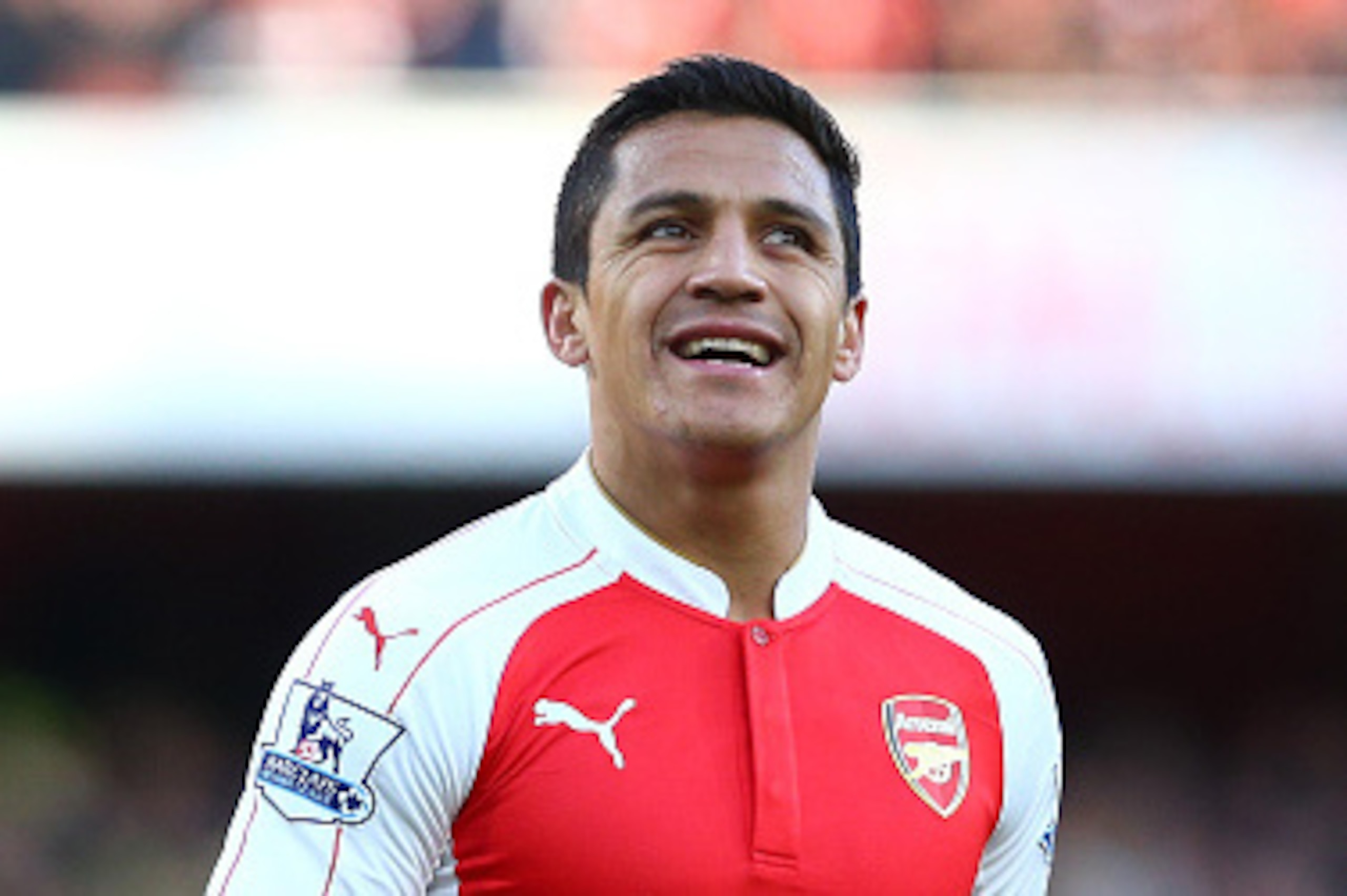 LONDON, ENGLAND - APRIL 30: Alexis Sanchez of Arsenal reacts after a missed chance during the Barclays Premier League match between Arsenal and Norwich City at The Emirates Stadium on April 30, 2016 in London, England  (Photo by Paul Gilham/Getty Images)