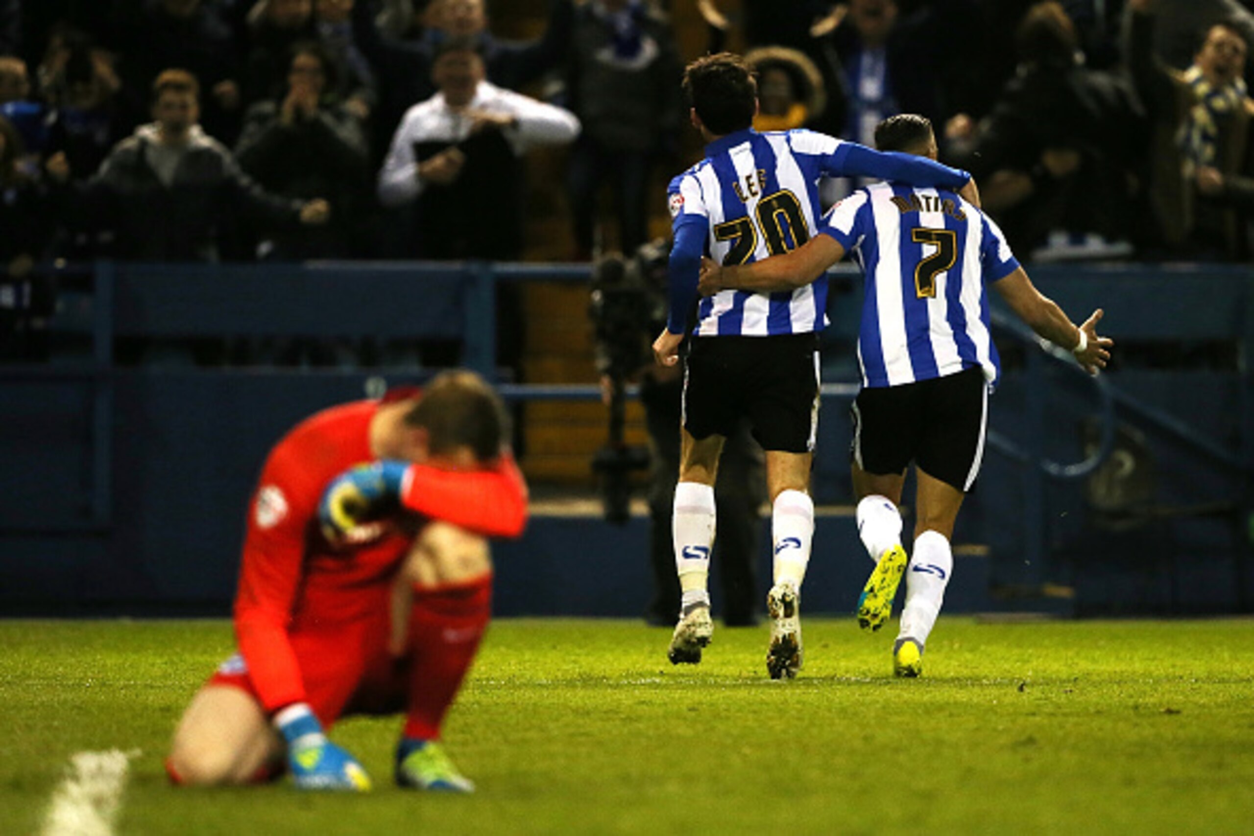 SHEFFIELD, ENGLAND - MAY 13:  David Stockdale of Brighton reacts as Kieran Lee of Sheffild Wednesday celebrates scoring a goal to make the score 2-0 during the Sky Bet Championship Play Off First Leg match between Sheffield Wednesday and Brighton & Hove A