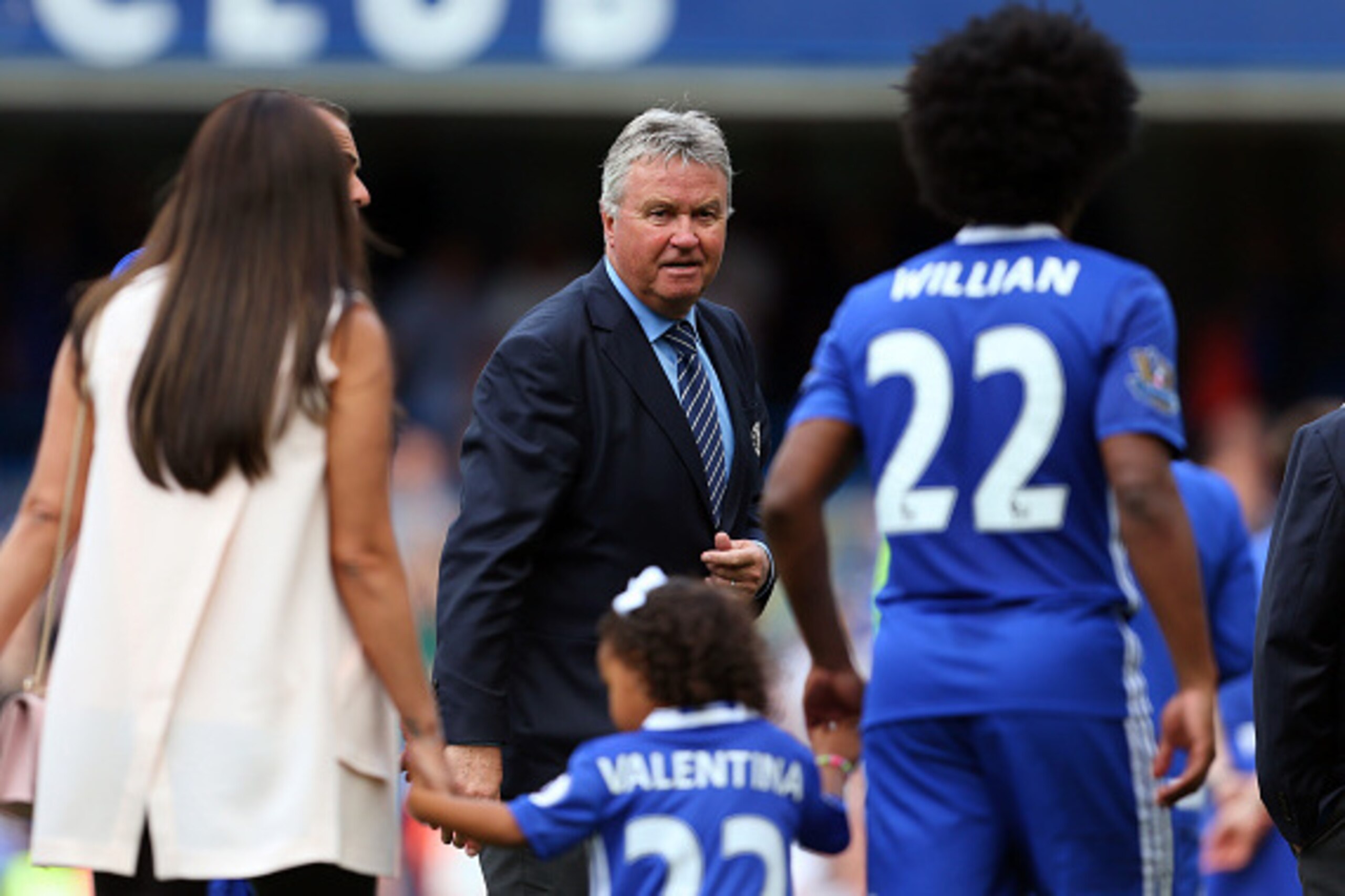 LONDON, ENGLAND - MAY 15: Guus Hiddink interim manager of Chelsea and Willian of Chelsea after the Barclays Premier League match between Chelsea and Leicester City at Stamford Bridge on May 15, 2016 in London, England. (Photo by Catherine Ivill - AMA/Gett