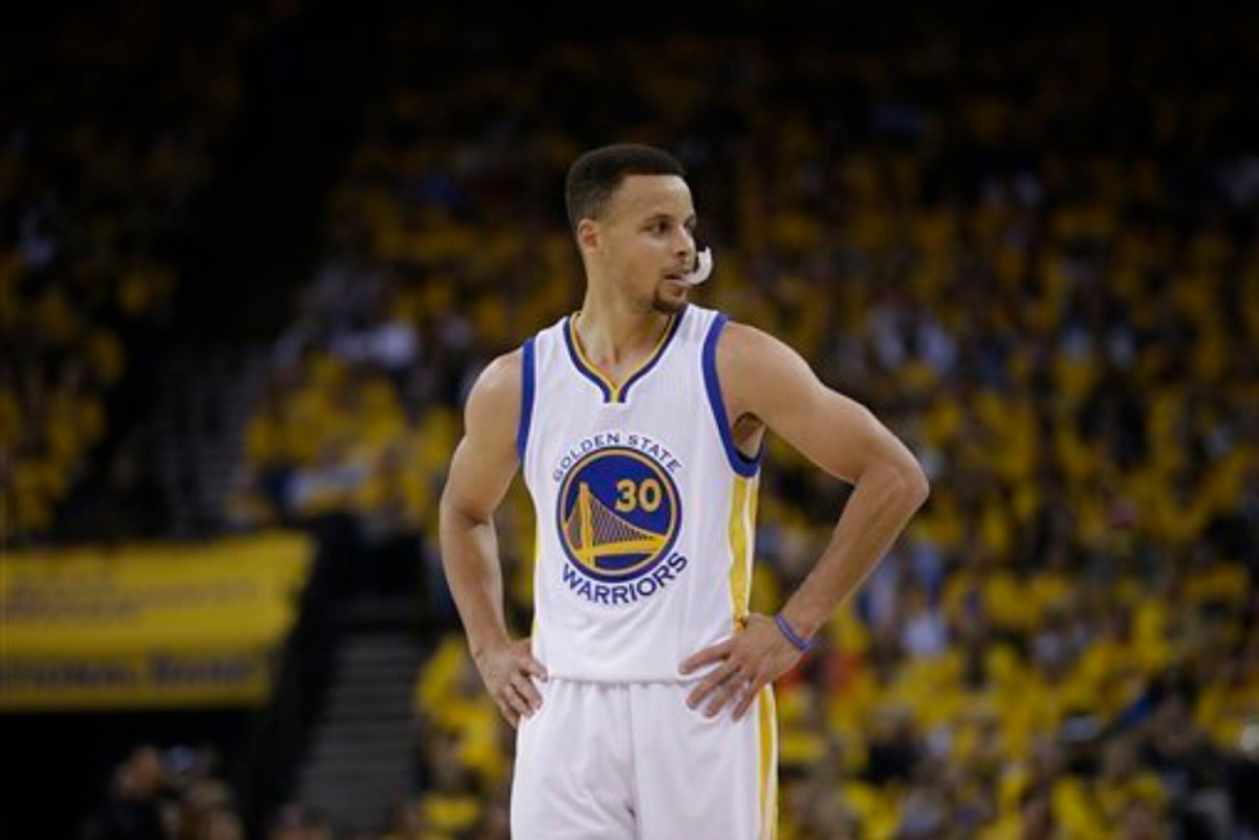 A few days off can only help Stephen Curry's nagging injury problems.