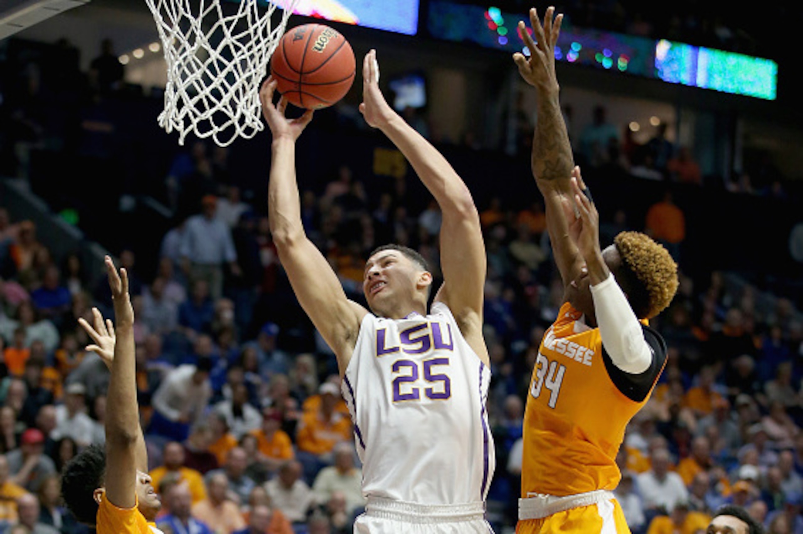 NASHVILLE, TN - MARCH 11: Ben Simmons #25 of the LSU Tigers shoots the ball during the game against the Tennessee Volunteers during the quarterfinals of the SEC Basketball Tournament at Bridgestone Arena on March 11, 2016 in Nashville, Tennessee. (Photo NASHVILLE, TN - MARCH 11: Ben Simmons #25 of the LSU Tigers shoots the ball during the game against the Tennessee Volunteers during the quarterfinals of the SEC Basketball Tournament at Bridgestone Arena on March 11, 2016 in Nashville, Tennessee. (Photo