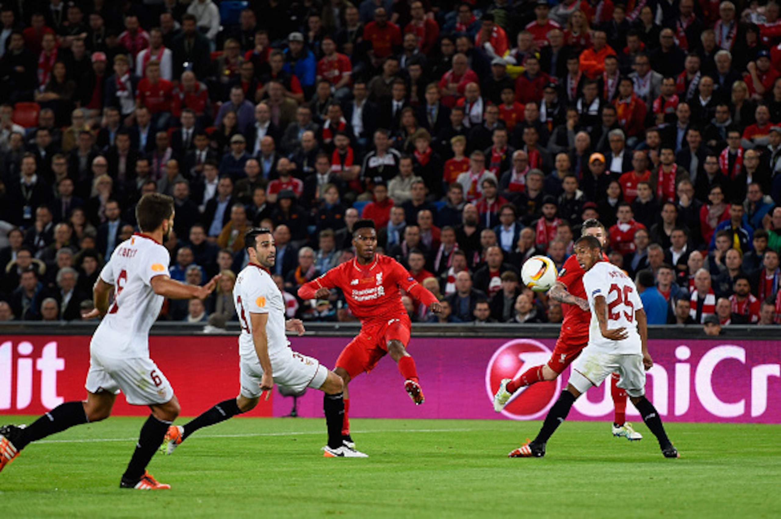 BASEL, SWITZERLAND - MAY 18: Daniel Sturridge of Liverpool scores his team's first goal during the UEFA Europa League Final match between Liverpool and Sevilla at St. Jakob-Park on May 18, 2016 in Basel, Switzerland.  (Photo by David Ramos/Getty Images)