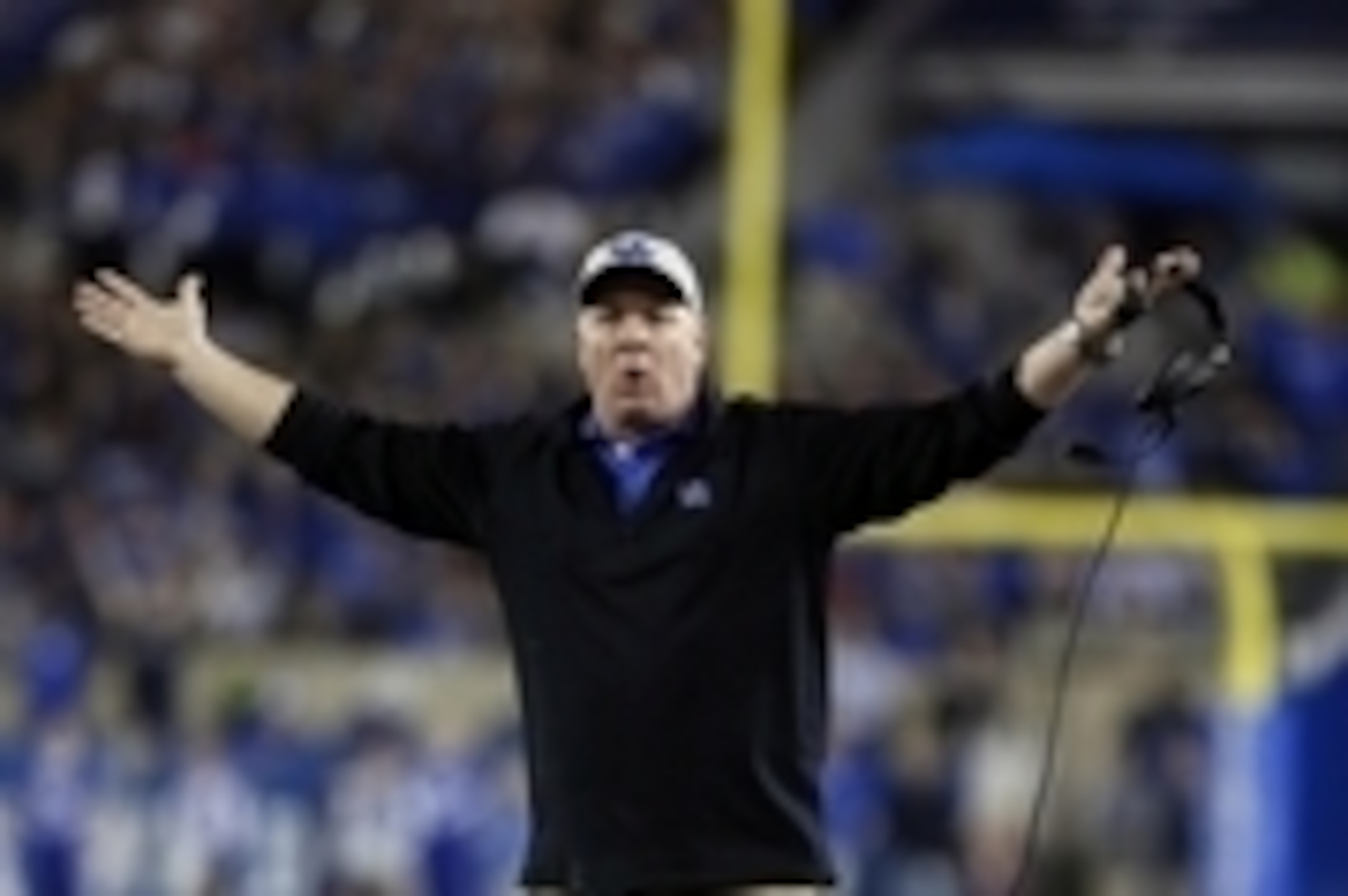 Oct 15, 2015; Lexington, KY, USA; Kentucky Wildcats head coach Mark Stoops reacts during the game against the Auburn Tigers in the first half at Commonwealth Stadium. Mandatory Credit: Mark Zerof-USA TODAY Sports