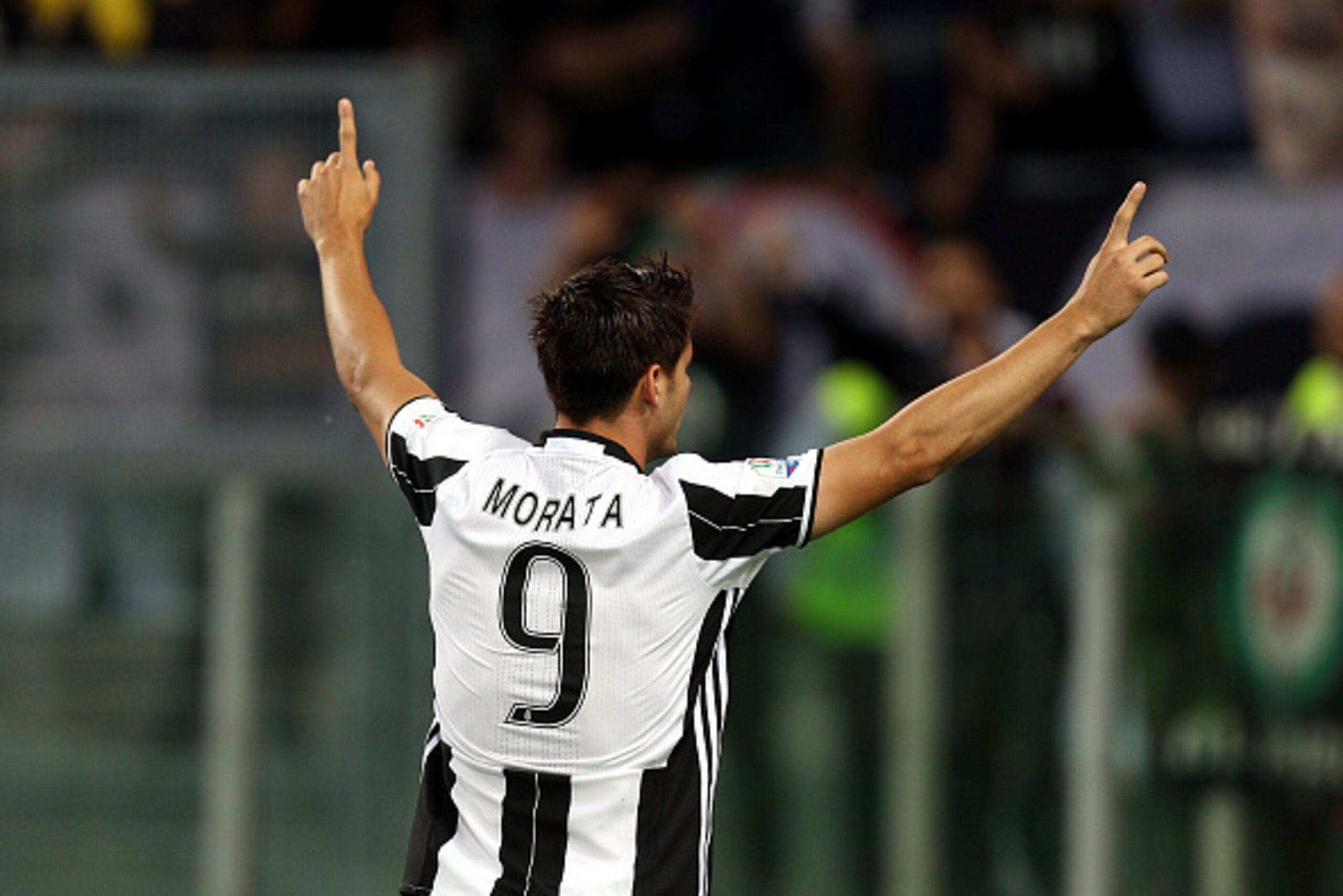 ROME, ITALY - MAY 21: Alvaro Morata of Juventus FC celebrates after scoring a goal during the TIM Cup match between AC Milan and Juventus FC at Stadio Olimpico on May 21, 2016 in Rome, Italy.  (Photo by Gabriele Maltinti/Getty Images)