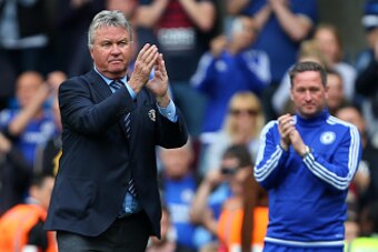 LONDON, ENGLAND - MAY 15: Guus Hiddink interim manager of Chelsea applauds after the Barclays Premier League match between Chelsea and Leicester City at Stamford Bridge on May 15, 2016 in London, England. (Photo by Catherine Ivill - AMA/Getty Images)