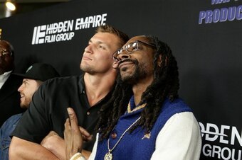This is actually the only NFL-and-hip-hop photo on earth that does not include Drake.