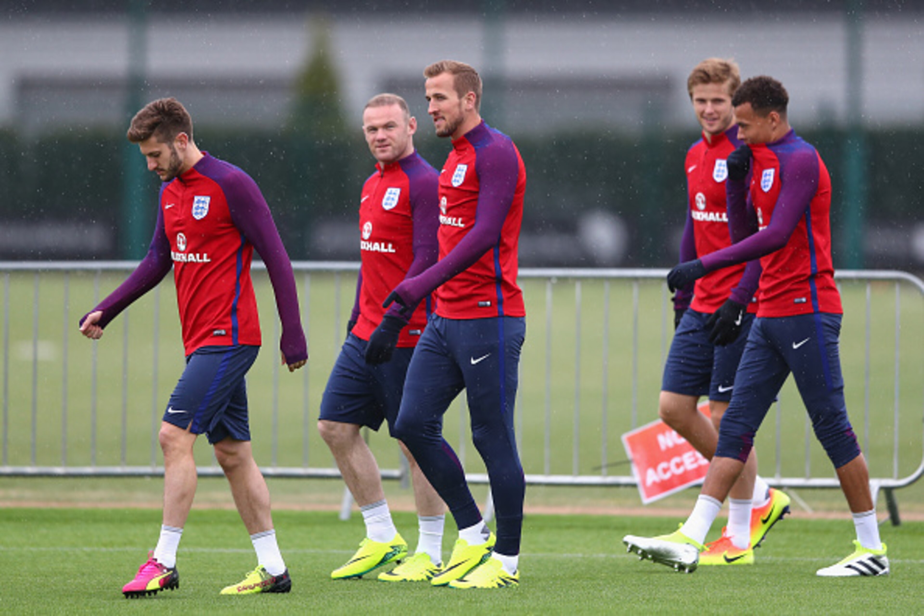 MANCHESTER, ENGLAND - MAY 25: Adam Lallana, Harry Kane, Wayne Rooney, Eric Dier and Dele Alli of England arrive prior the England training session at Manchester City Football Academy on May 25, 2016 in Manchester, England.  (Photo by Matthew Lewis/Getty I