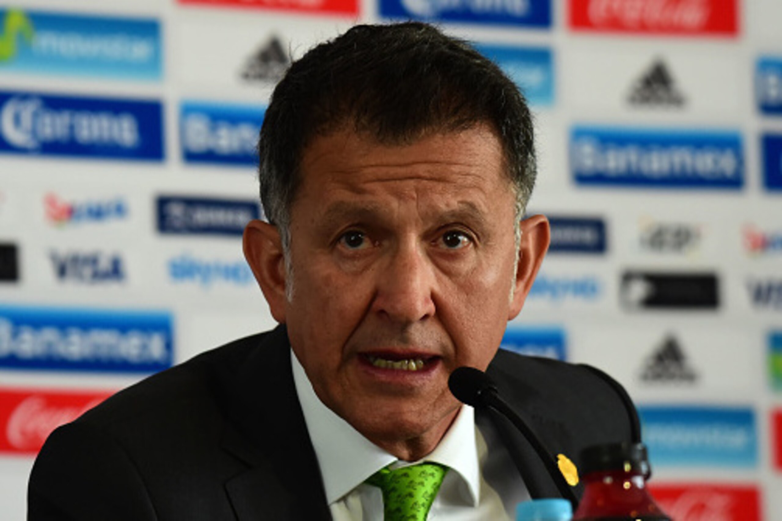The coach of Mexico's national football team, Colombian Juan Carlos Osorio, offers a press conference in Mexico City, on May 4, 2016.
Mexico will participate in the Copa America Centennial in the United States in June. / AFP / RONALDO SCHEMIDT        (Pho