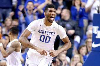 LEXINGTON, KY - MARCH 05:  Marcus Lee #00 of the Kentucky Wildcats celebrates in the game against the LSU Tigers at Rupp Arena on March 5, 2016 in Lexington, Kentucky.  (Photo by Andy Lyons/Getty Images)