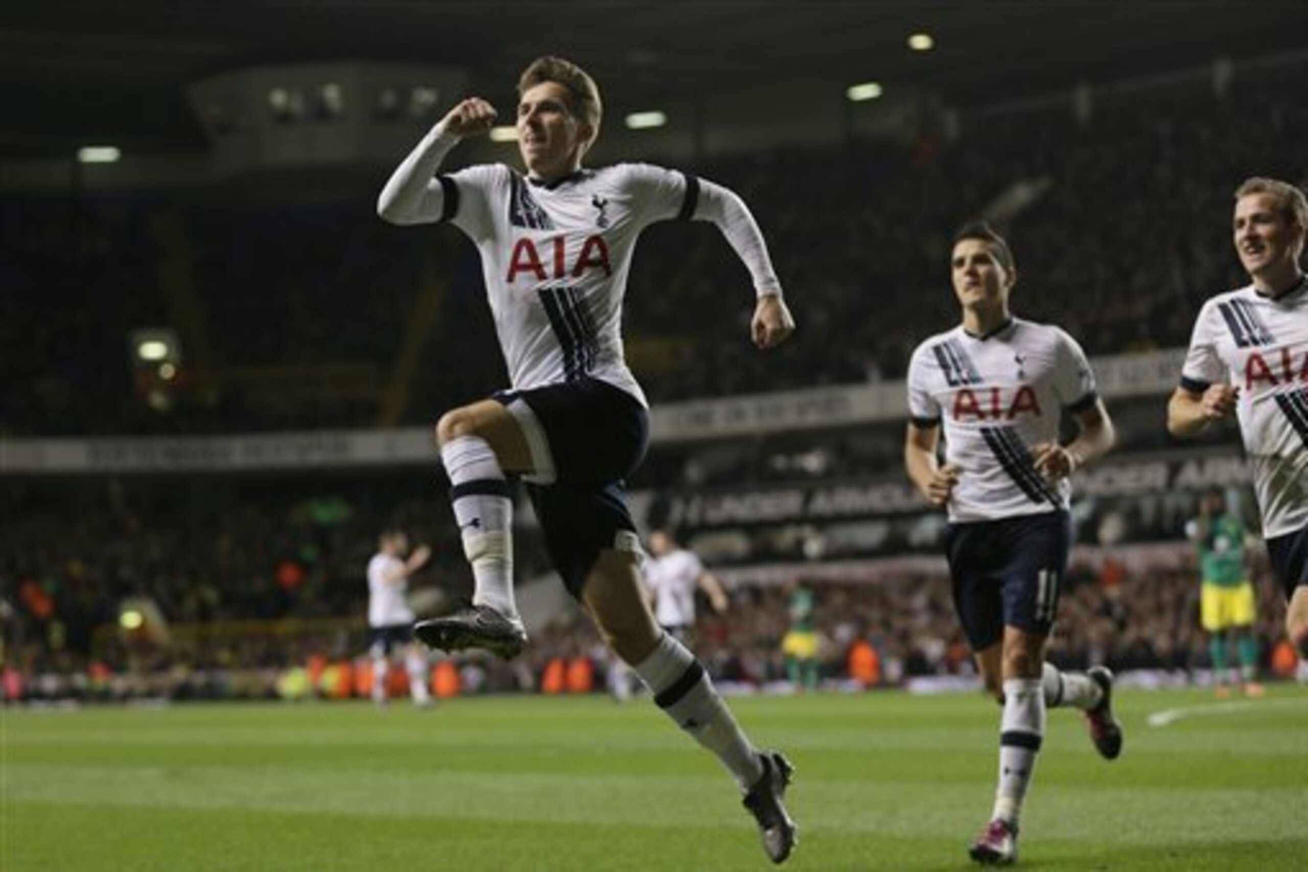 Tom Carroll made a nice contribution to Tottenham's season, but his future may be best served by a move elsewhere.