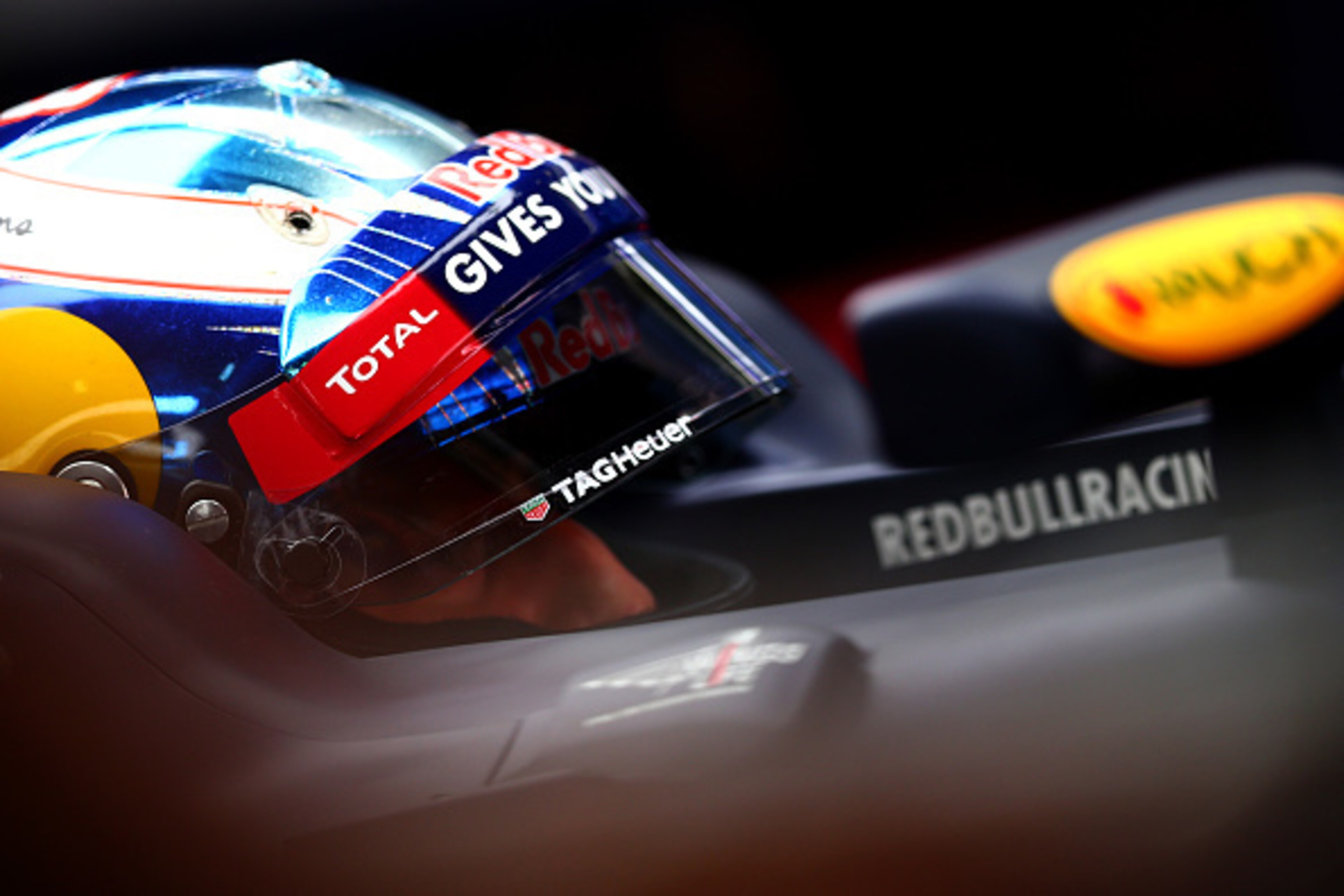 MONTMELO, SPAIN - MAY 17:  Daniel Ricciardo of Australia and Red Bull Racing sits in his car in the garage during day one of Formula One testing at Circuit de Catalunya on May 17, 2016 in Montmelo, Spain.  (Photo by Dan Istitene/Getty Images)