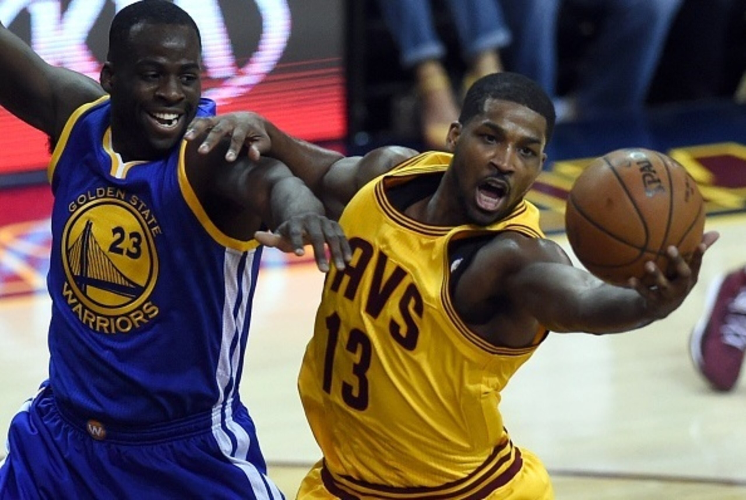 Cleveland Cavaliers Tristan Thompson drives against the Golden State Warriors Draymond Green during Game 3 of the 2015 NBA Finals on June 9, 2015 at the at Quicken Loans Arena in Cleveland, Ohio. AFP PHOTO / TIMOTHY A. CLARY (Photo credit should r Cleveland Cavaliers Tristan Thompson drives against the Golden State Warriors Draymond Green during Game 3 of the 2015 NBA Finals on June 9, 2015 at the at Quicken Loans Arena in Cleveland, Ohio. AFP PHOTO / TIMOTHY A. CLARY (Photo credit should r