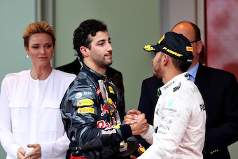 MONTE-CARLO, MONACO - MAY 29: Daniel Ricciardo of Australia and Red Bull Racing and Lewis Hamilton of Great Britain and Mercedes GP shake hands on the podium during the Monaco Formula One Grand Prix at Circuit de Monaco on May 29, 2016 in Monte-Carlo, Mon