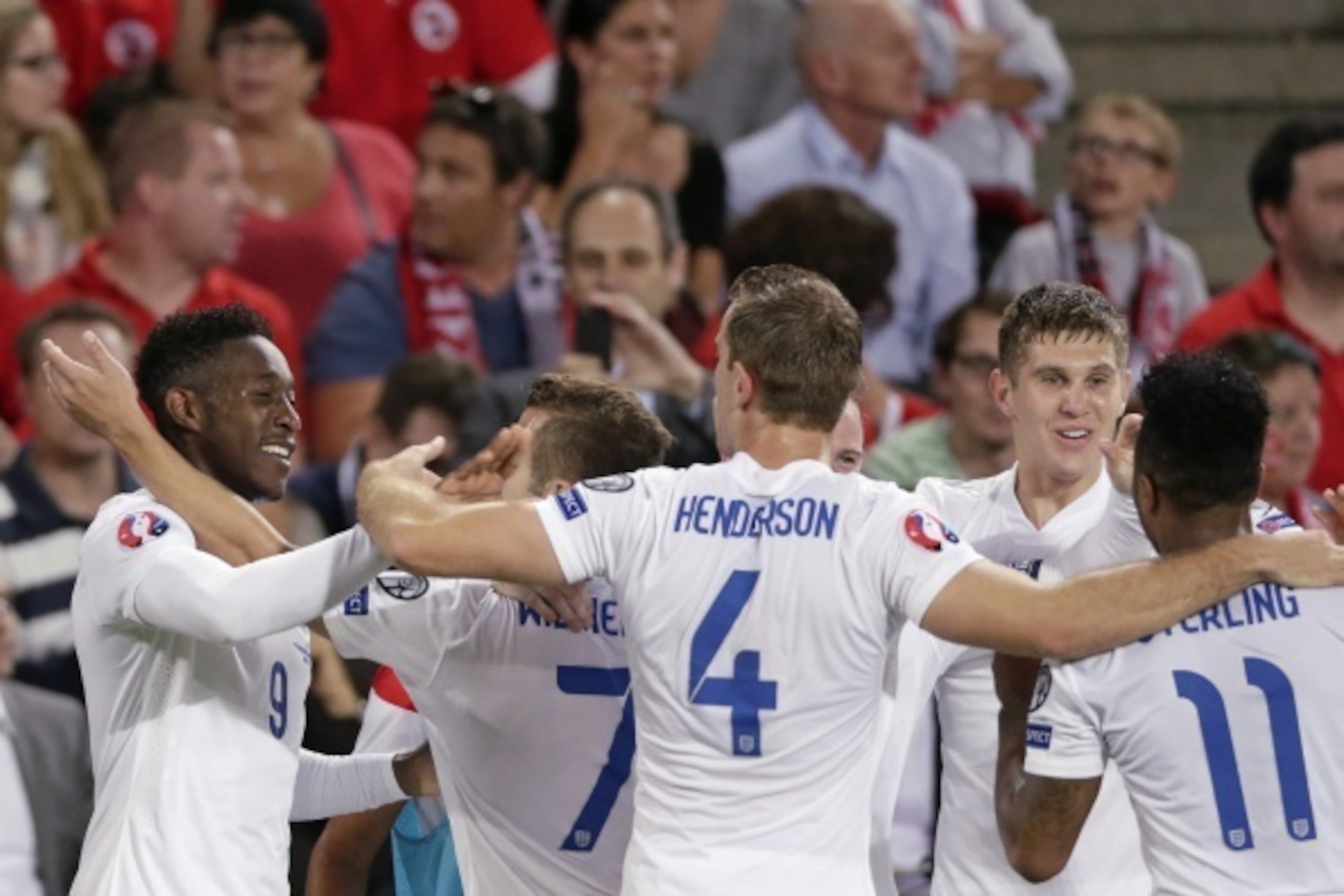 (L-R) Danny Welbeck of England, Jack Wilshere of England, Jordan Henderson of England during the EURO 2016 qualifying match between Switzerland and England on September 8, 2014 at the St Jakob-park in Basel, Switzerland.(Photo by VI Images via Getty Image