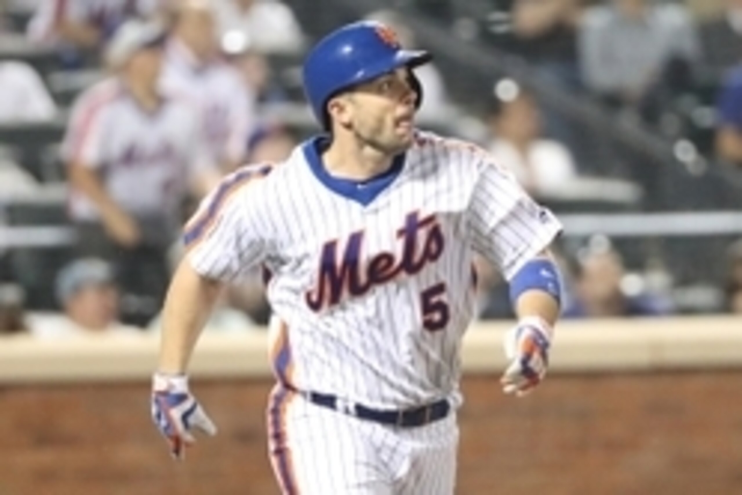 May 27, 2016; New York City, NY, USA; New York Mets third baseman David Wright (5) heads out on his home run during the fourth inning against the Los Angeles Dodgers at Citi Field. Mandatory Credit: Anthony Gruppuso-USA TODAY Sports May 27, 2016; New York City, NY, USA; New York Mets third baseman David Wright (5) heads out on his home run during the fourth inning against the Los Angeles Dodgers at Citi Field. Mandatory Credit: Anthony Gruppuso-USA TODAY Sports