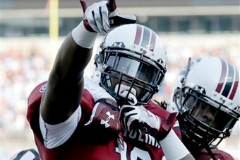 South Carolina LB Skai Moore