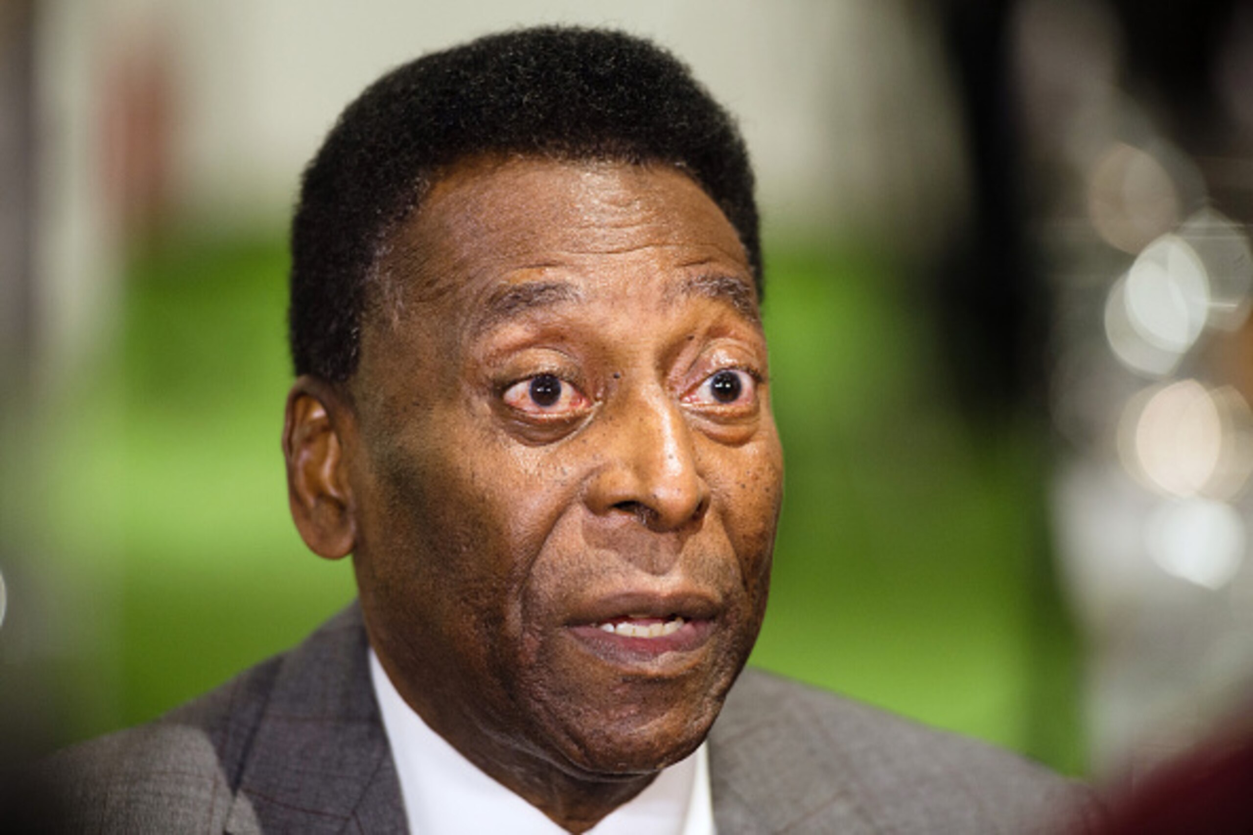 LONDON, ENGLAND - JUNE 01: Pele attends a photocall for Pele: The Collection presented by Julien's Auctions on June 1, 2016 at the Mall Galleries (Photo by Jeff Spicer/Getty Images) LONDON, ENGLAND - JUNE 01: Pele attends a photocall for Pele: The Collection presented by Julien's Auctions on June 1, 2016 at the Mall Galleries (Photo by Jeff Spicer/Getty Images)